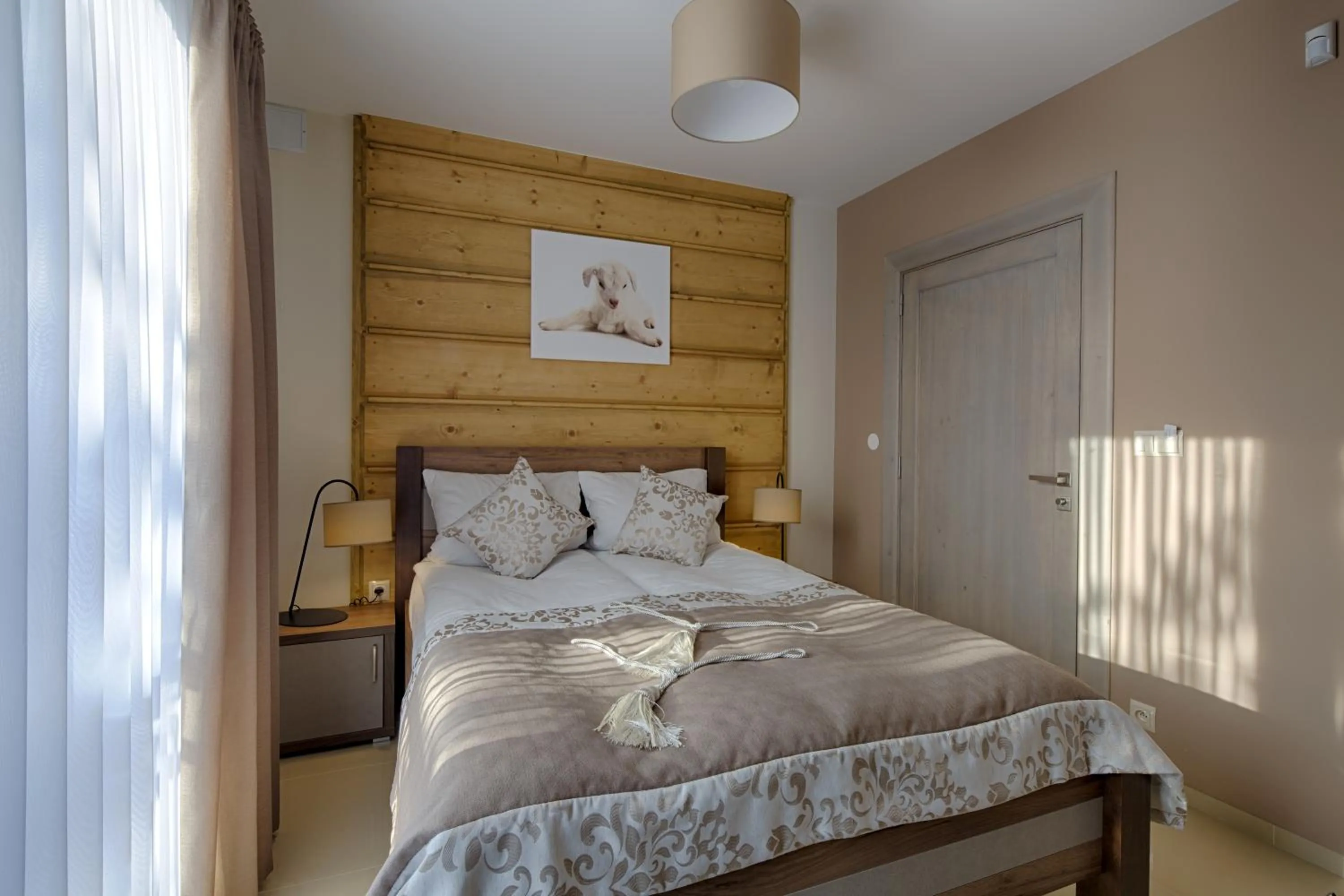 Bed in Gordonówka Residence & SPA- sauna i jacuzzi-przeżyj niezapomniany pobyt