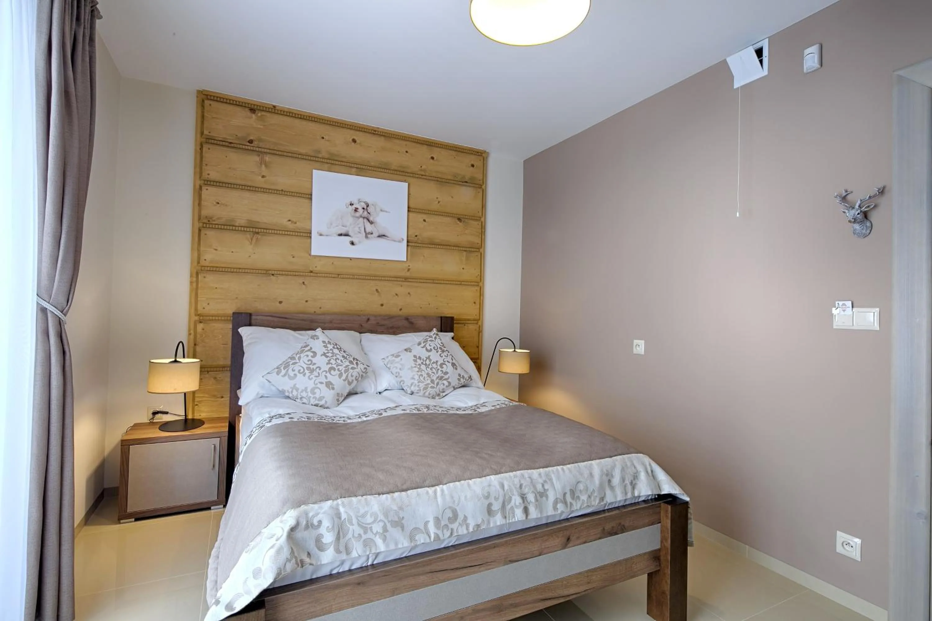 Bed in Gordonówka Residence & SPA- sauna i jacuzzi-przeżyj niezapomniany pobyt