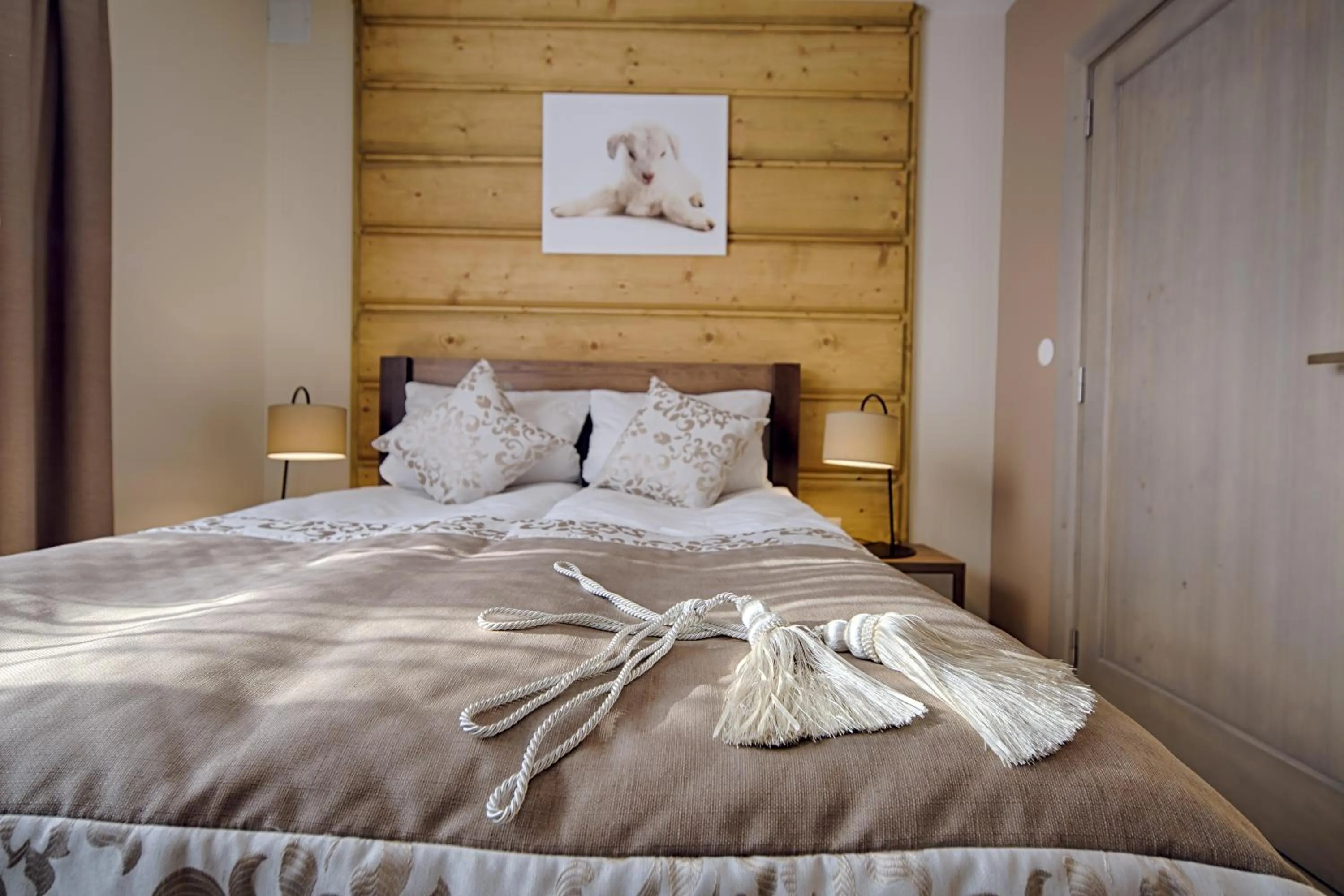 Bed in Gordonówka Residence & SPA- sauna i jacuzzi-przeżyj niezapomniany pobyt