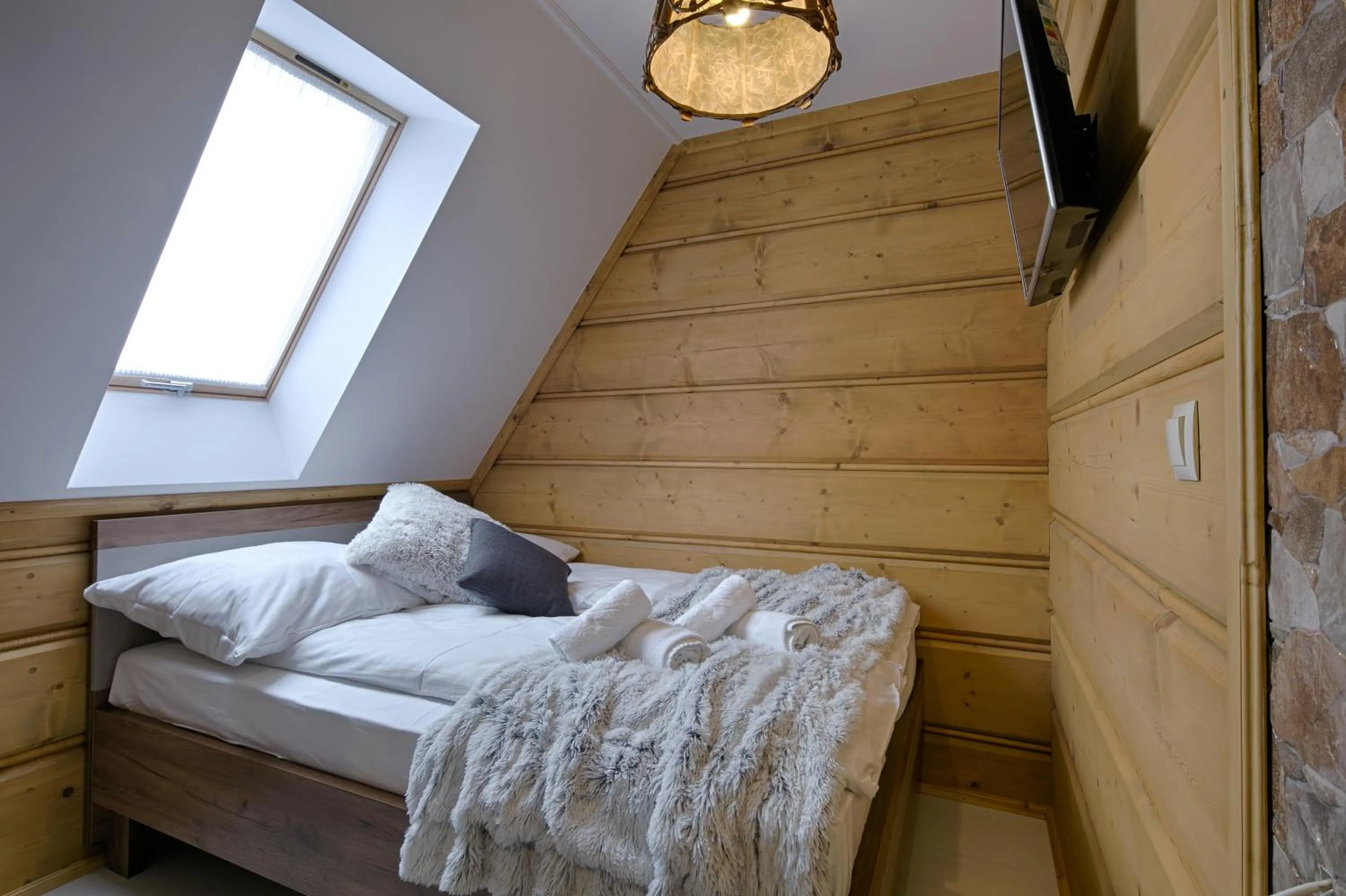 Bed in Gordonówka Residence & SPA- sauna i jacuzzi-przeżyj niezapomniany pobyt