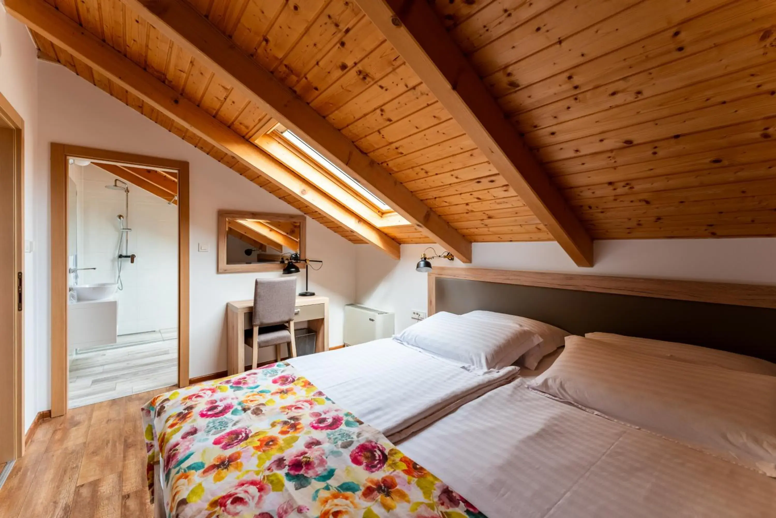 Deluxe Suite - single occupancy in Bed&Breakfast Vinarija Coner Deluxe Suite - single occupancy in Bed&Breakfast Vinarija Coner