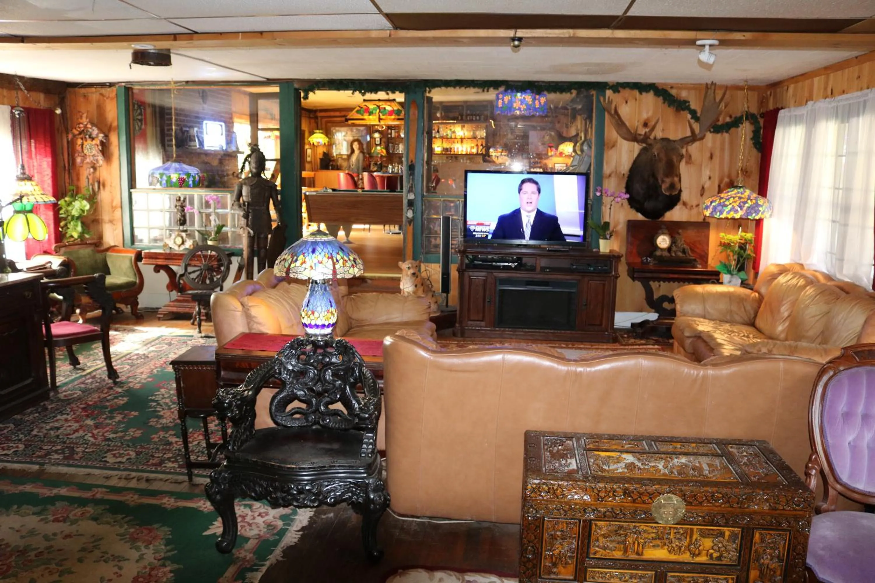 Colonial Inn