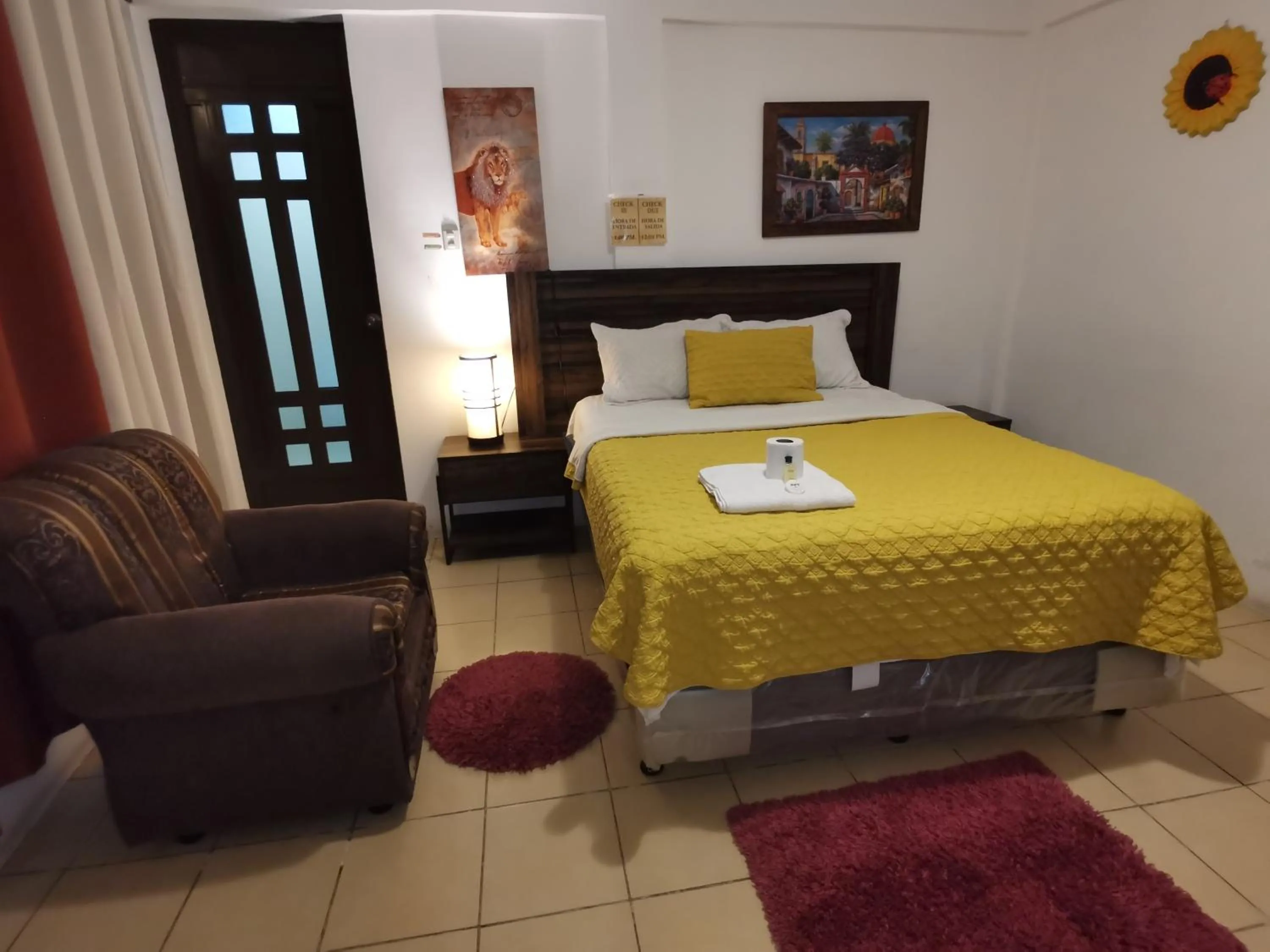 Bed in Pescador Hotel PH