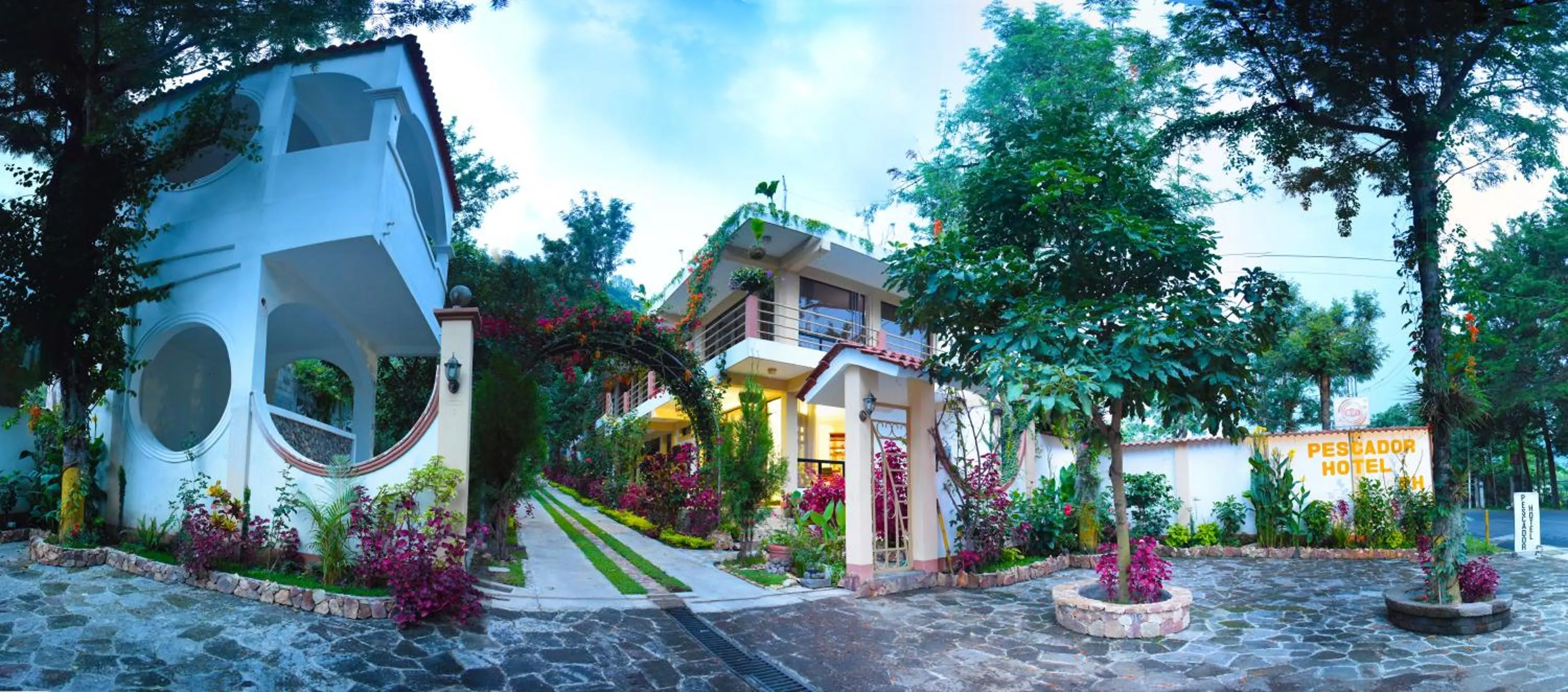 Facade/entrance in Pescador Hotel PH