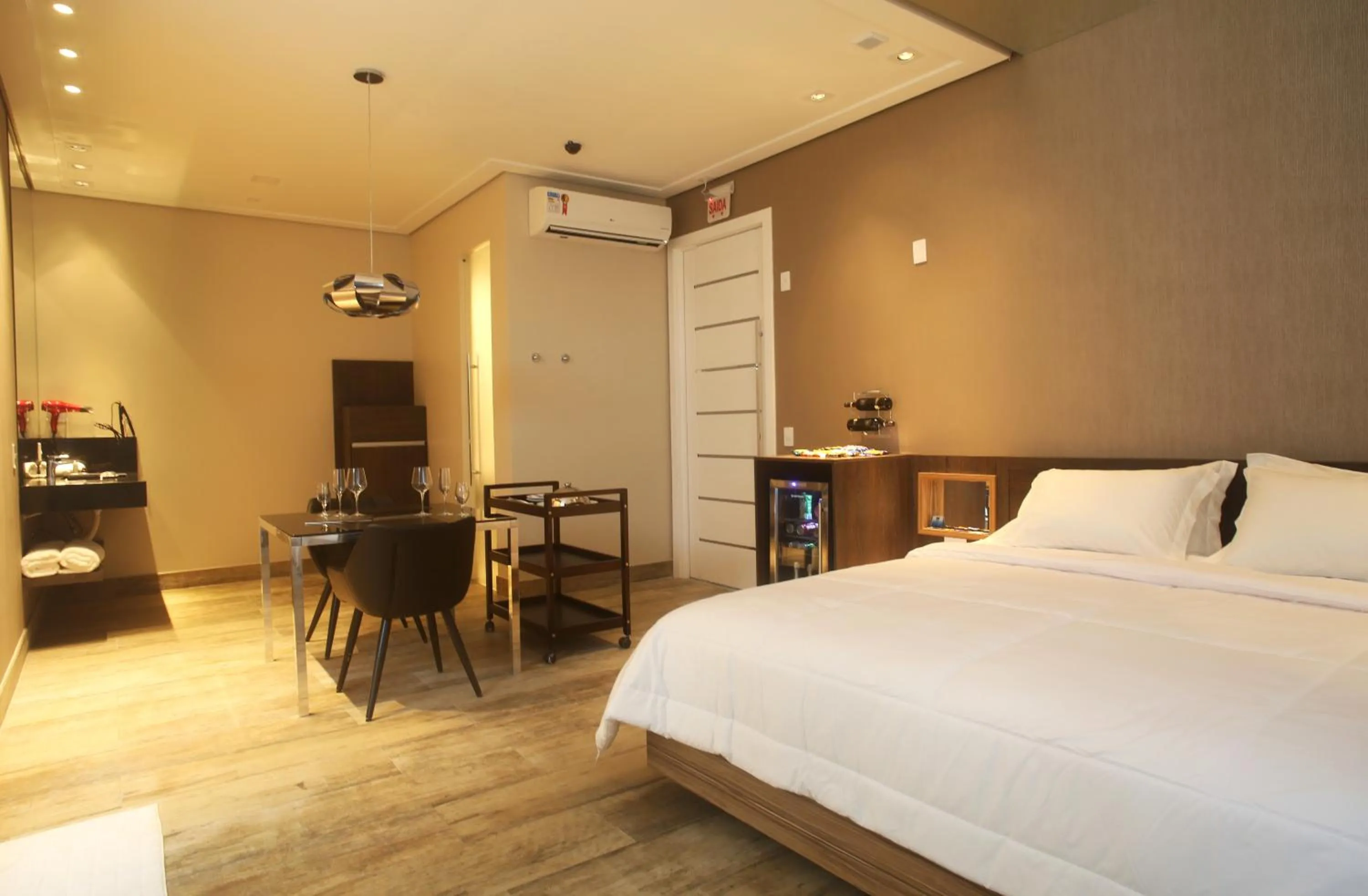 King Suite with Spa Bath in Zaya Motel Premium