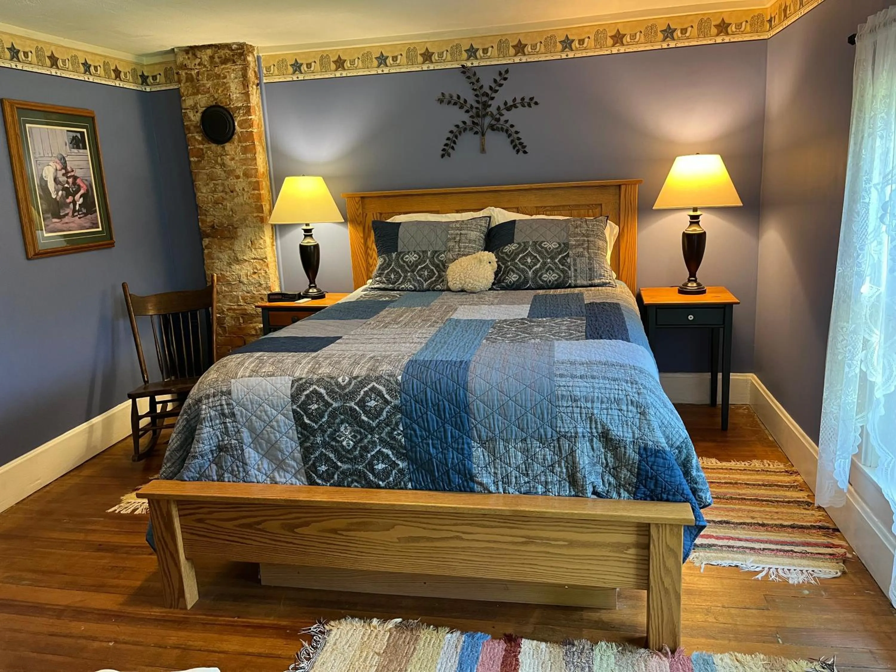 Bed in Rainbow Ridge Farms