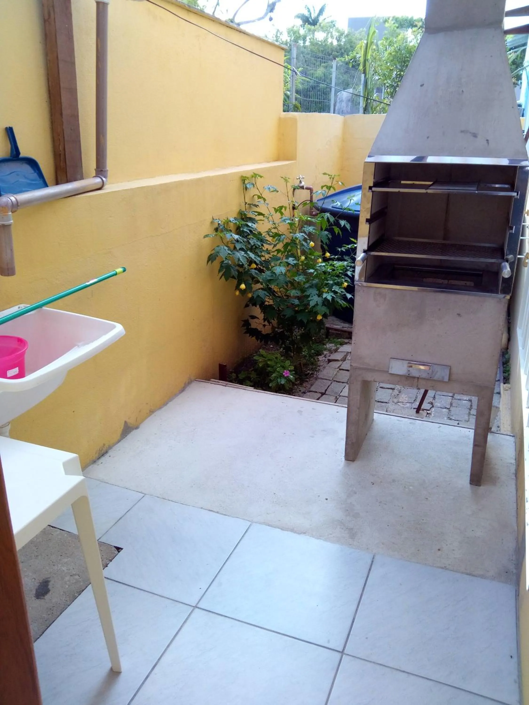 BBQ facilities in Casas na Praia de Bombas - Bombinhas
