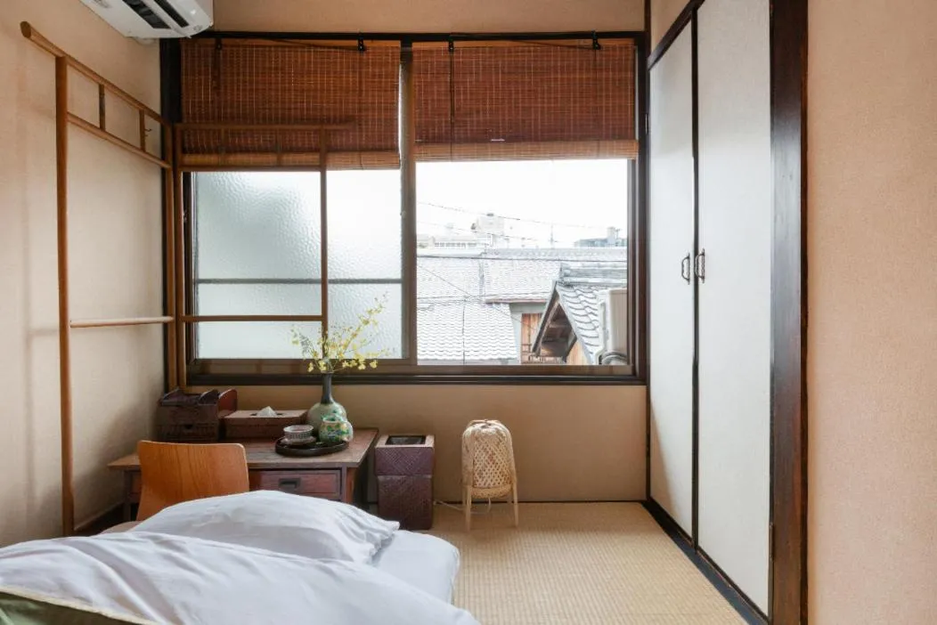 Bed in お宿梅夜Guesthouse Umeya