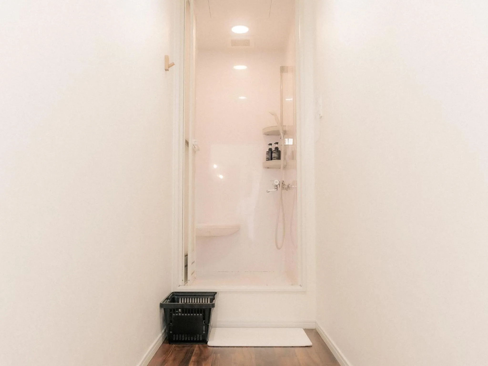 Shower in RAK KIYOMIZU - for one person - 1人旅専用HOSTEL