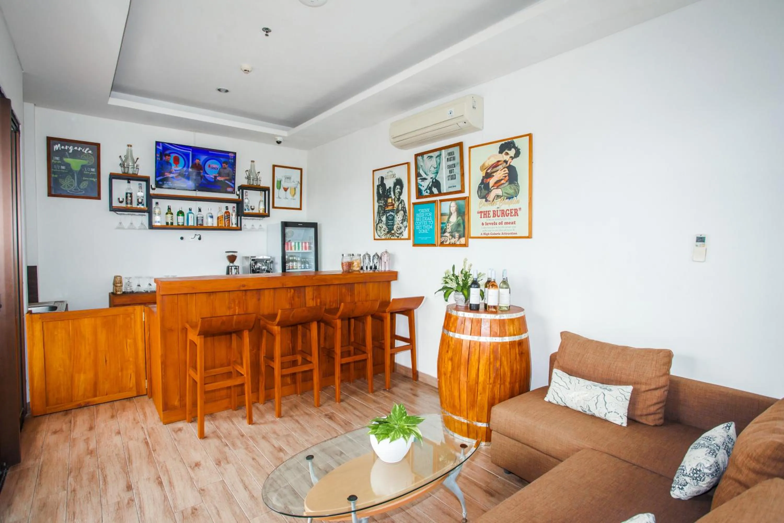 Lounge or bar in Rama Residence Padma