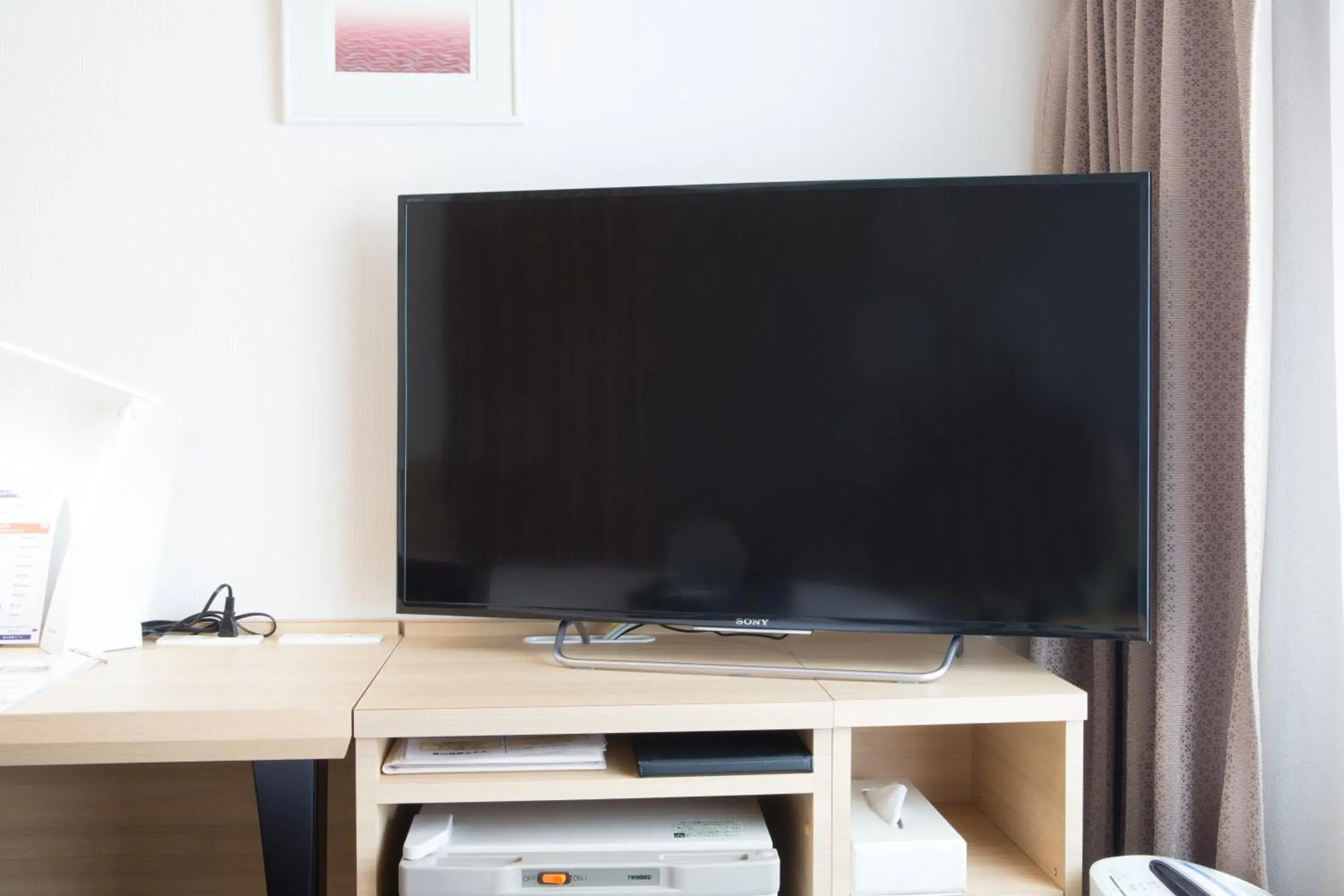 Photo of the whole room, TV/Entertainment Center in Toyama Chitetsu Hotel