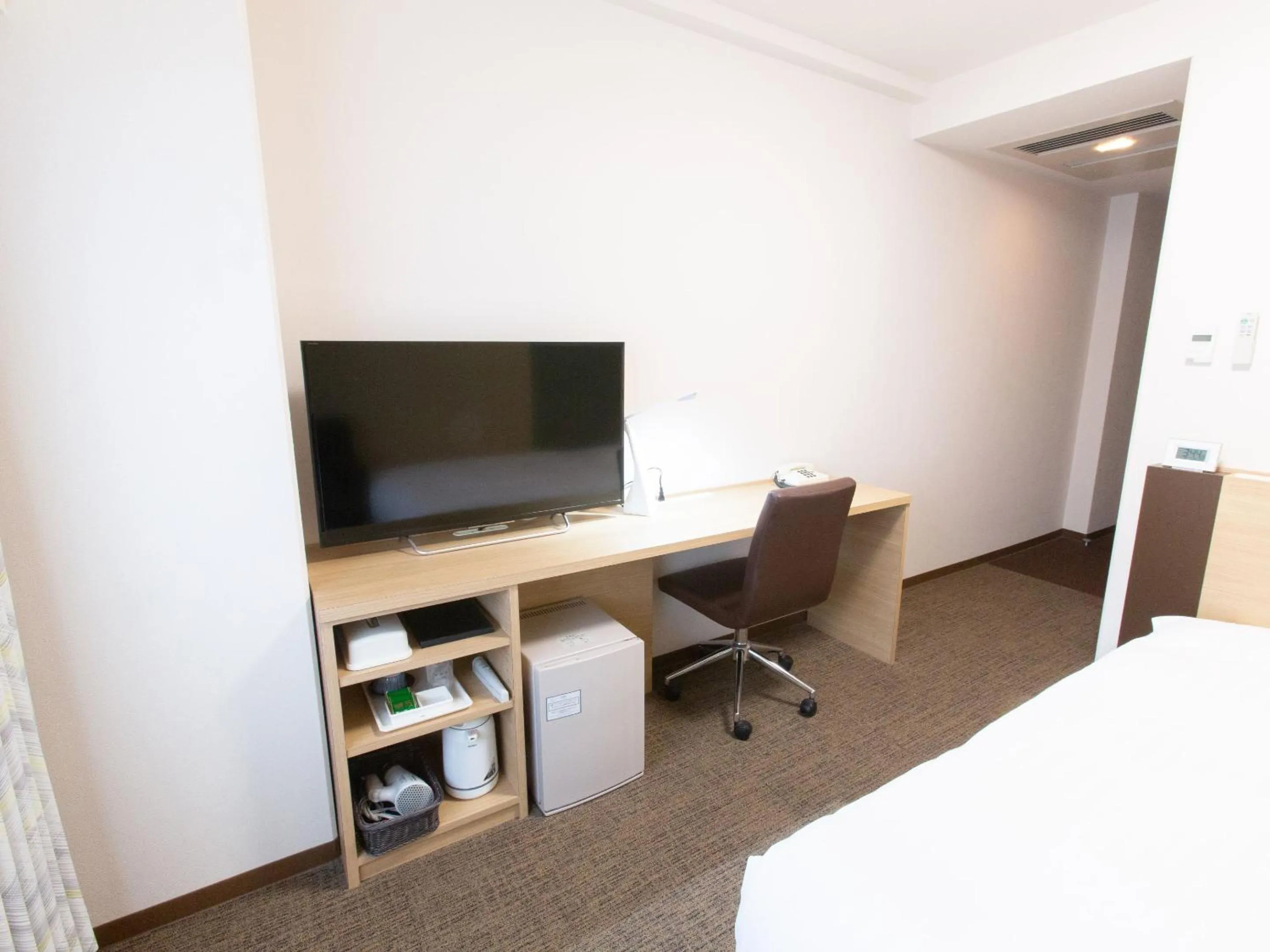 Photo of the whole room in Toyama Chitetsu Hotel