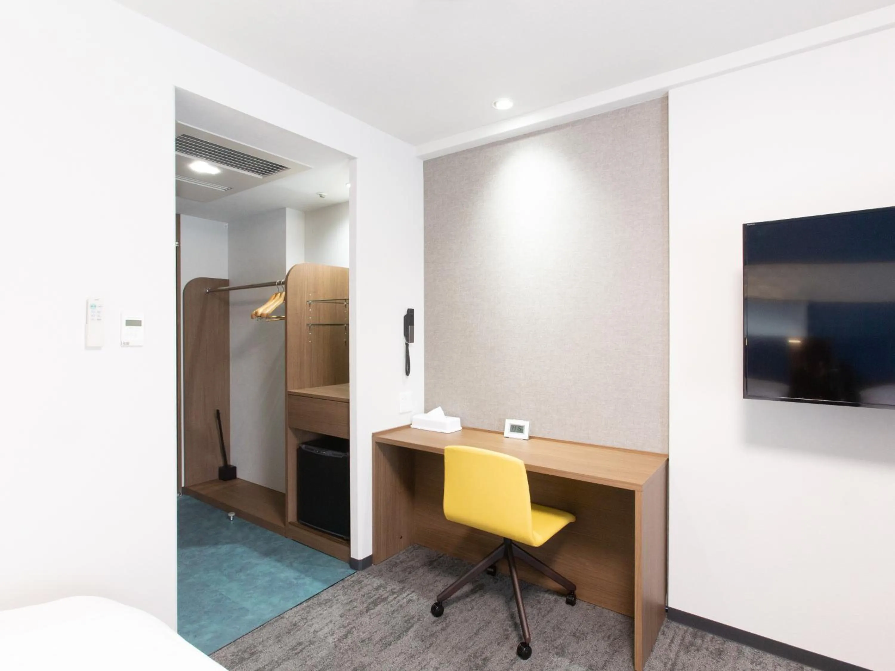 Photo of the whole room in Toyama Chitetsu Hotel