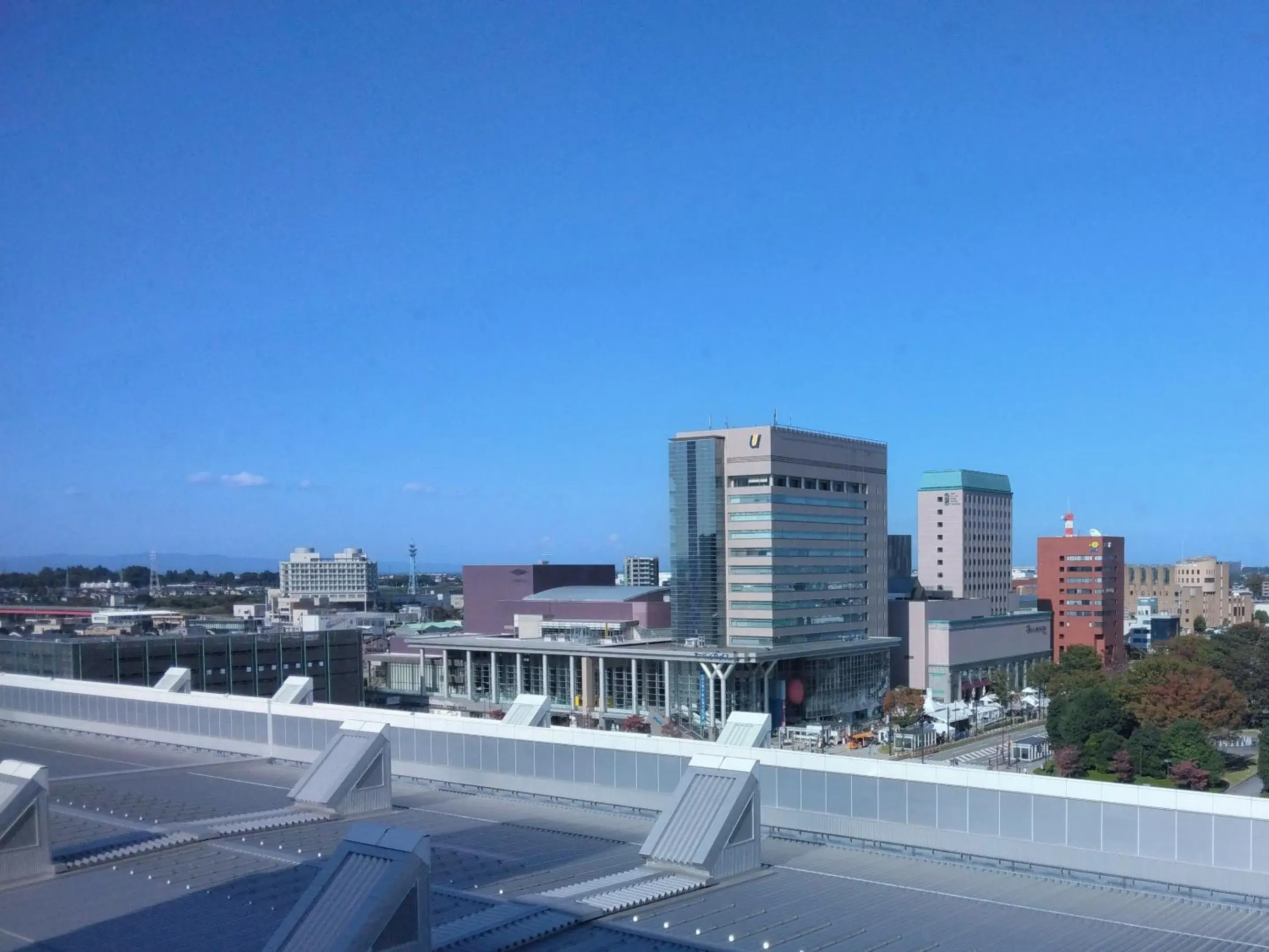 Property building in Toyama Chitetsu Hotel Property building in Toyama Chitetsu Hotel