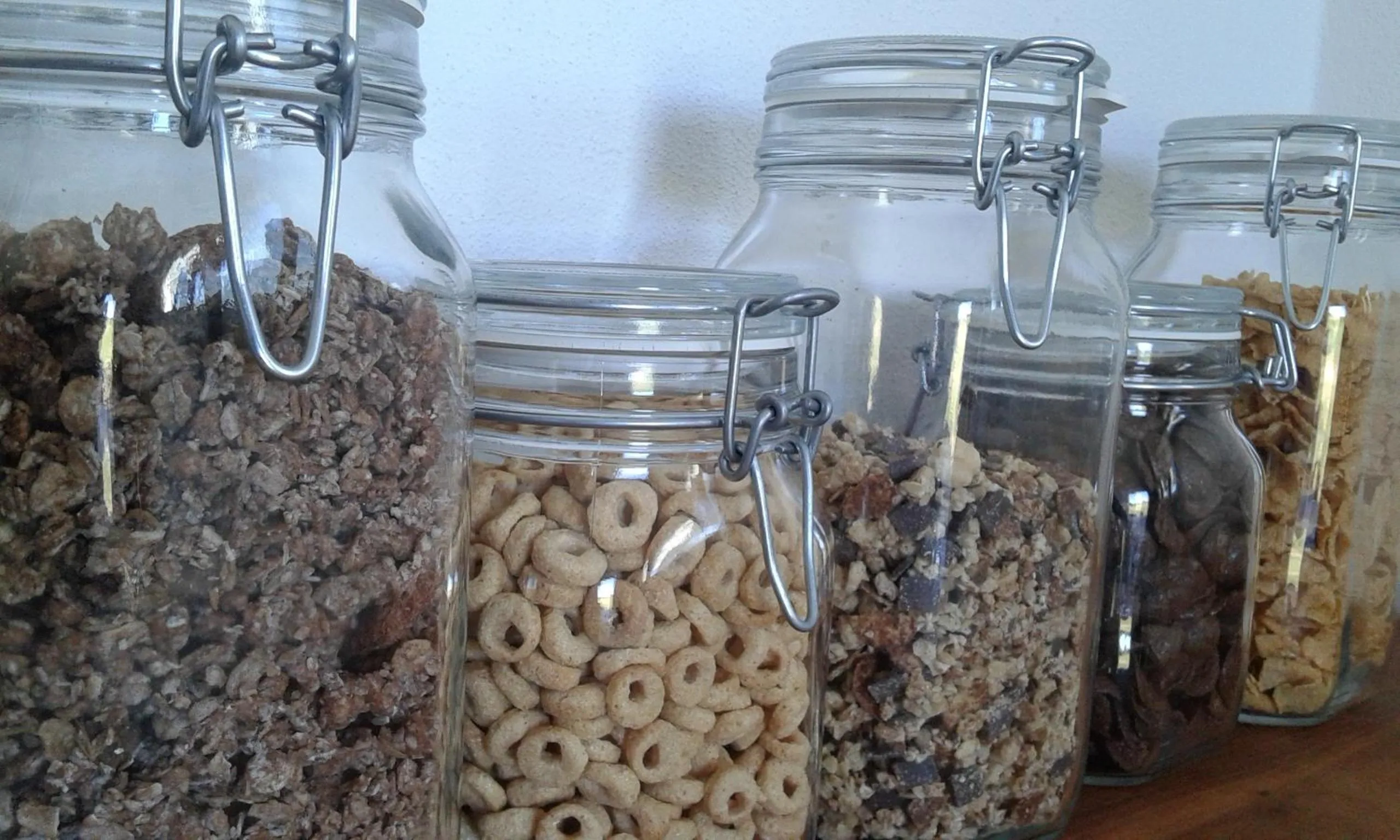 Continental breakfast in Alma Bed & Breakfast