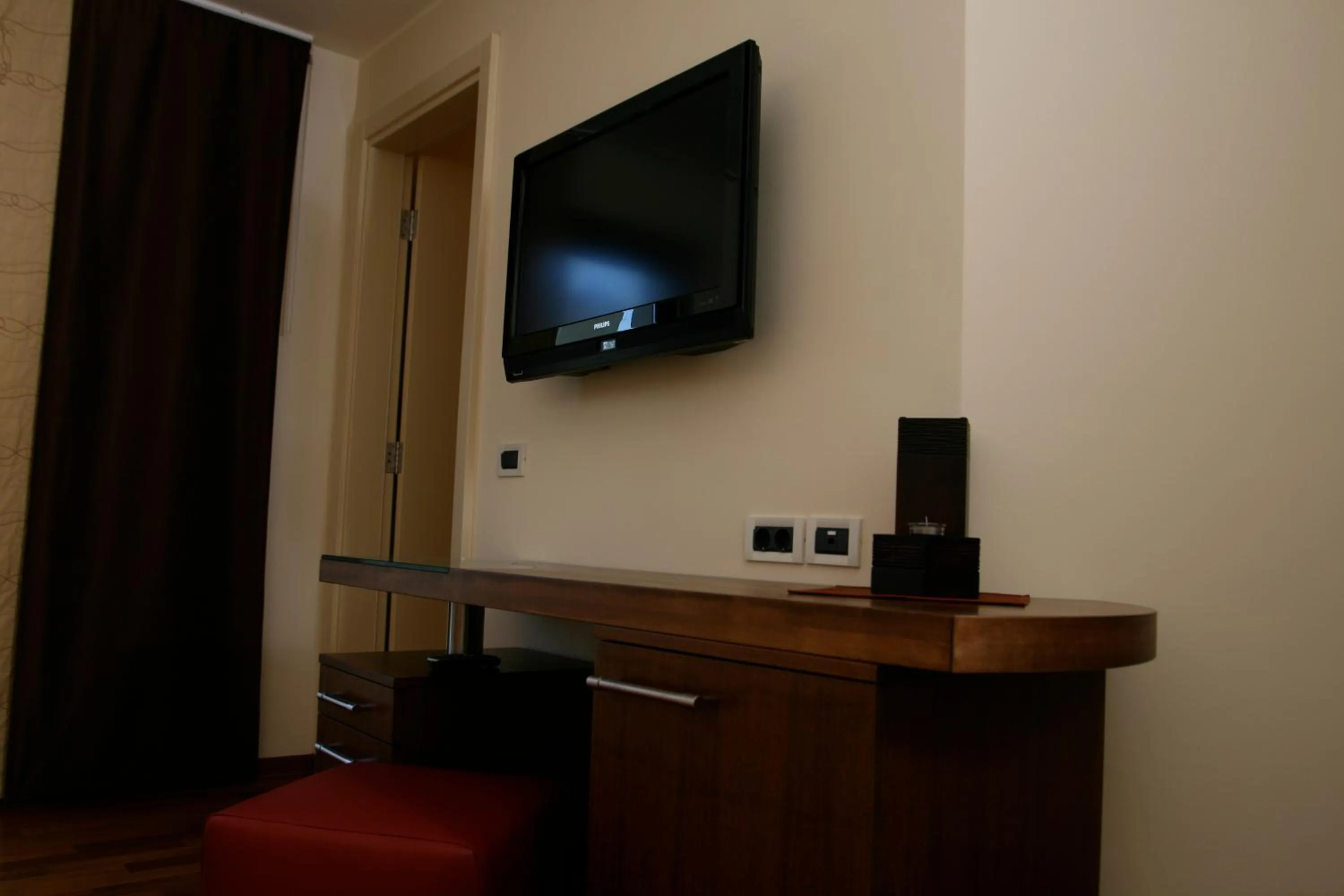 TV and multimedia in Hotel Villa Cittar