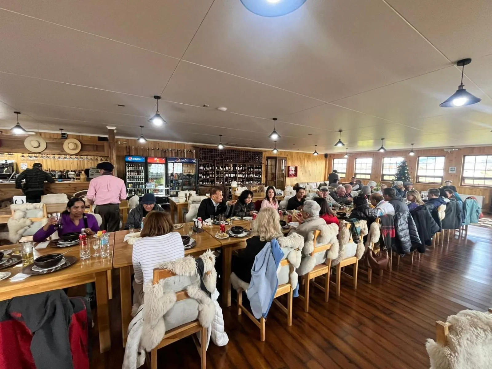 Restaurant/places to eat in Hotel Estancia El Ovejero Patagónico