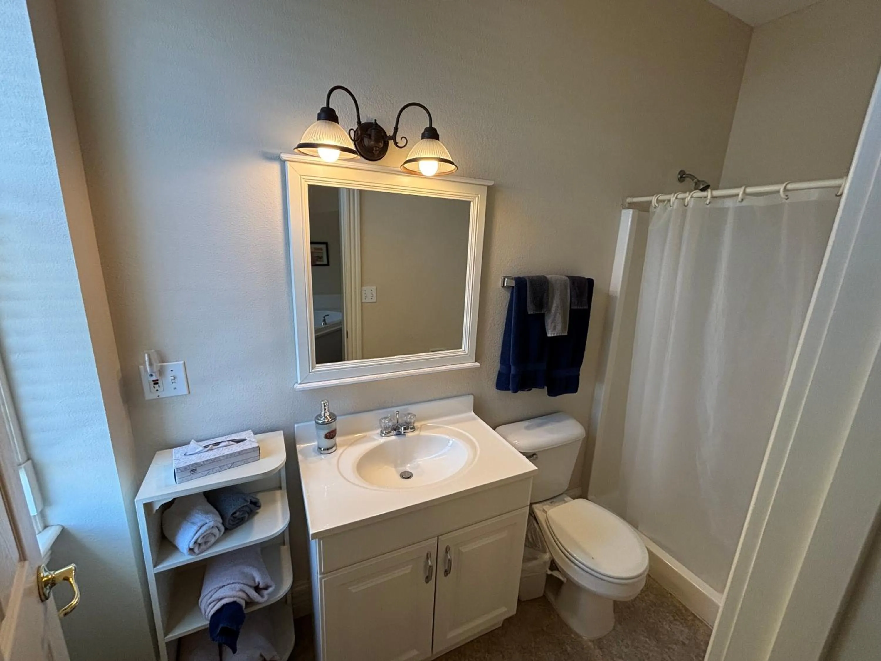 Shower in Hermann Crown Suites