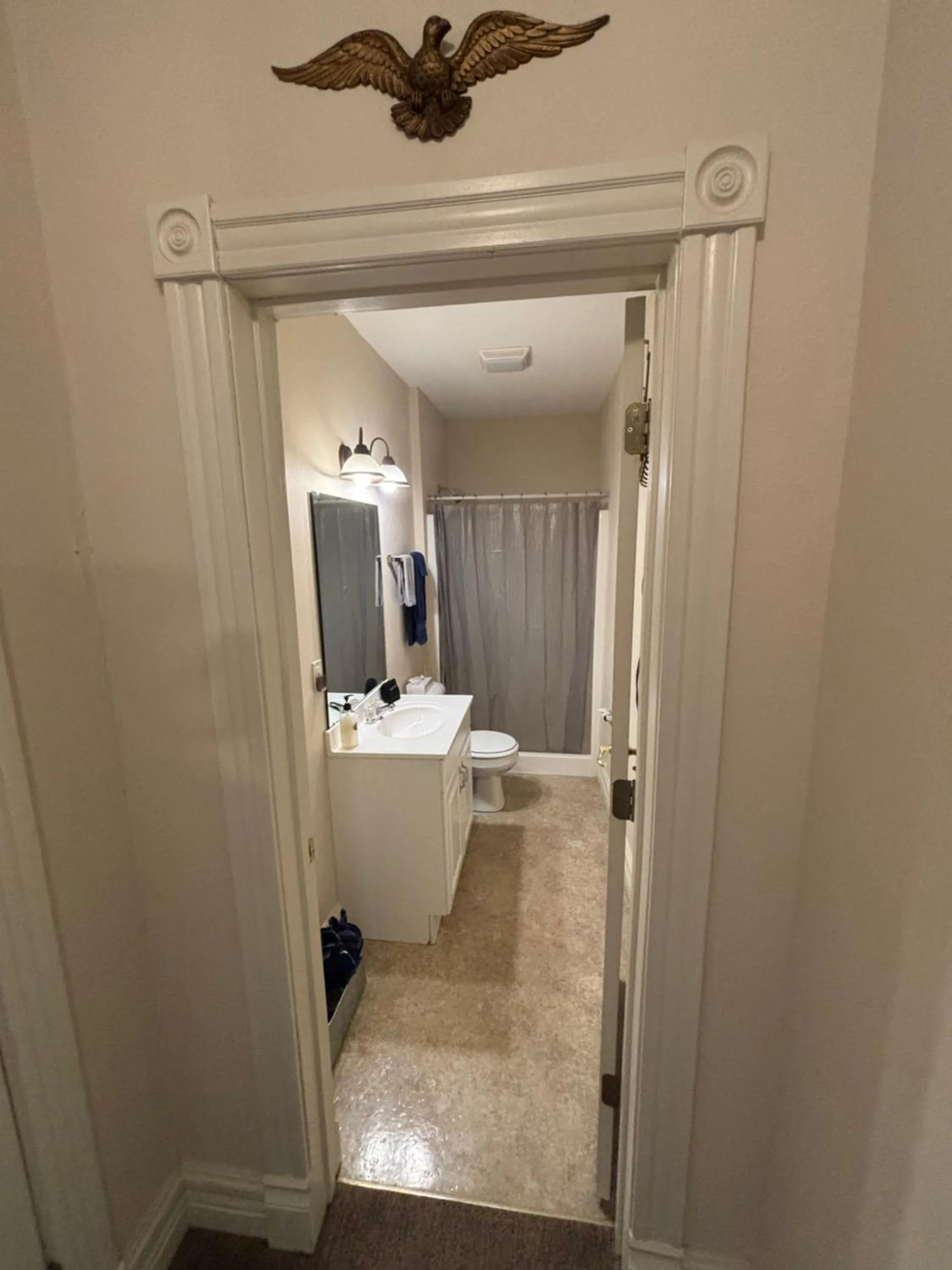 Bathroom in Hermann Crown Suites