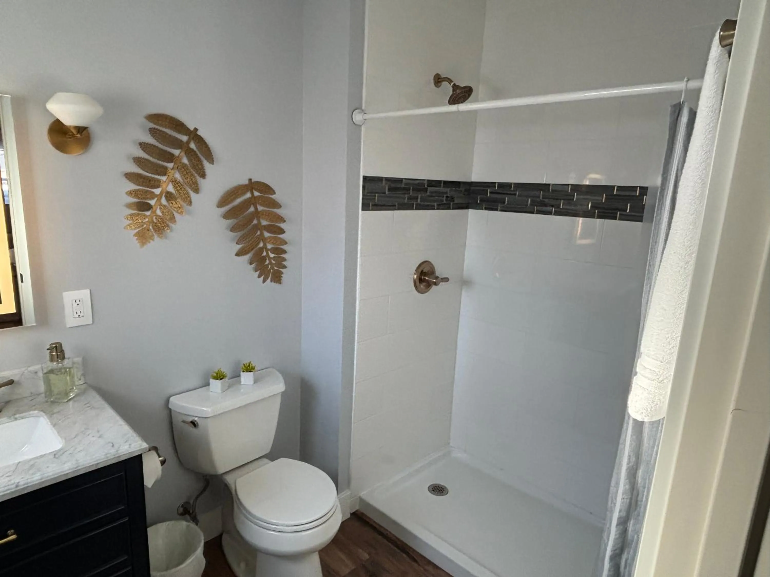 Hermann Crown Suites