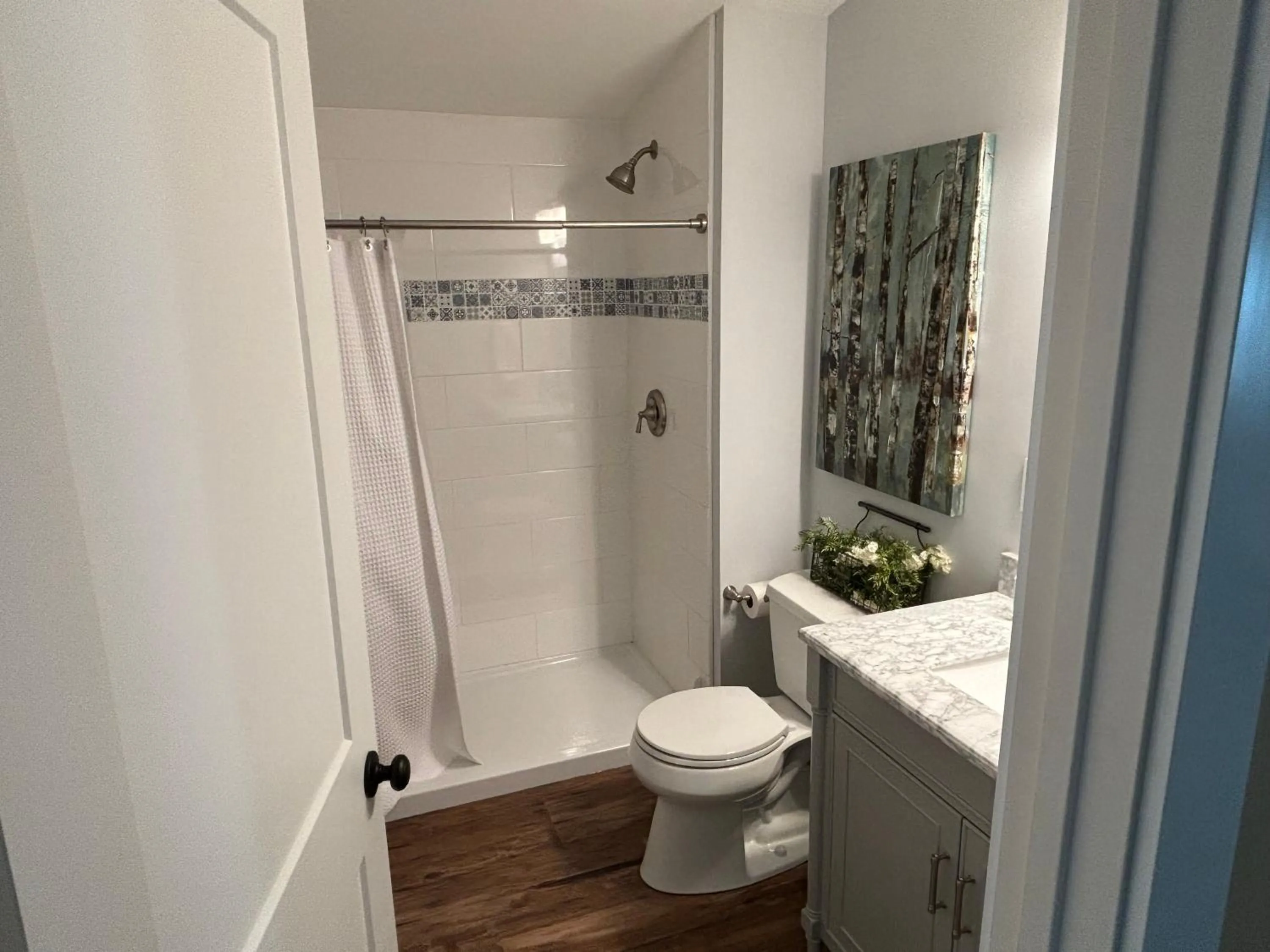 Hermann Crown Suites