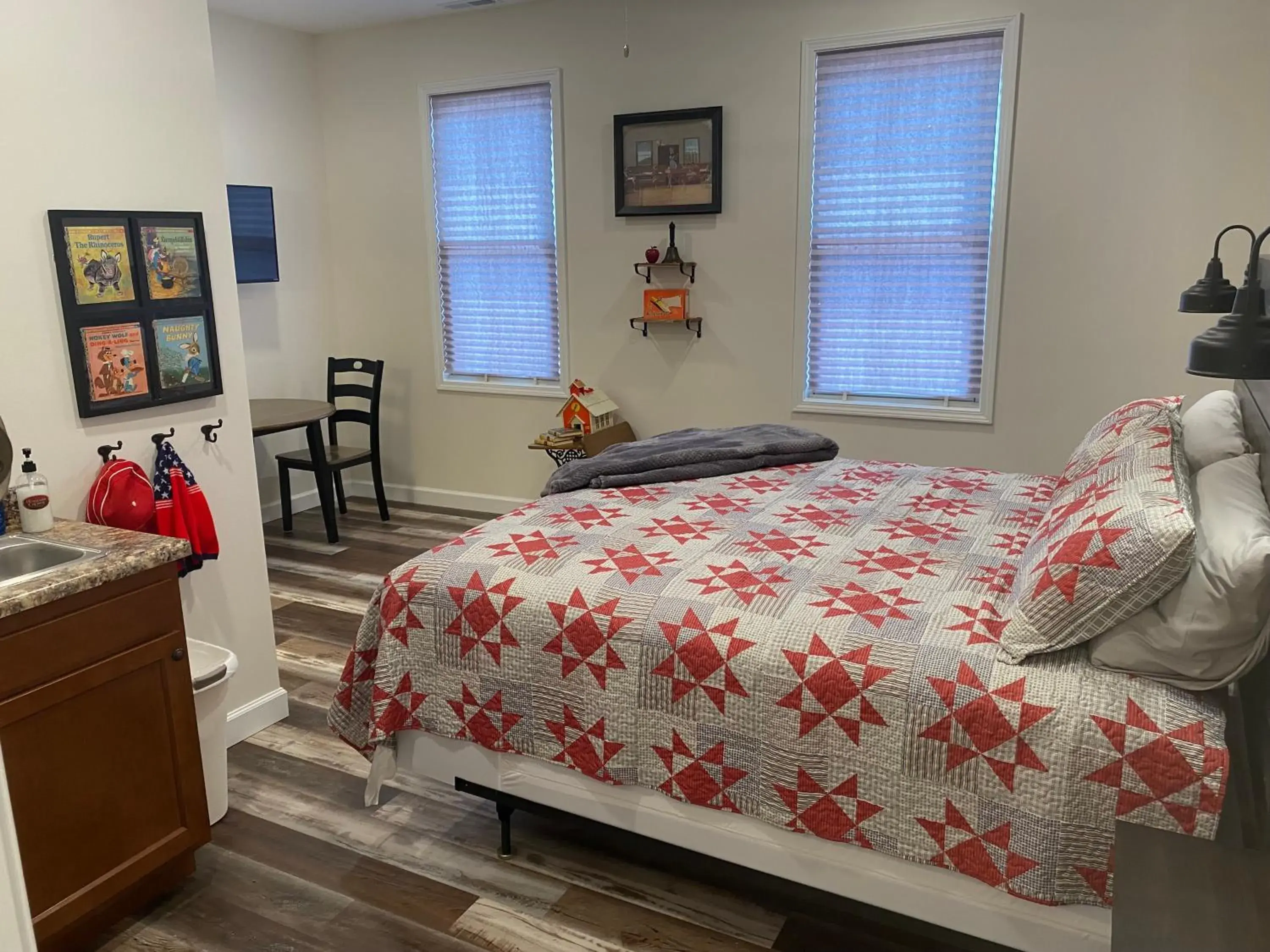 Bed in Hermann Crown Suites Bed in Hermann Crown Suites