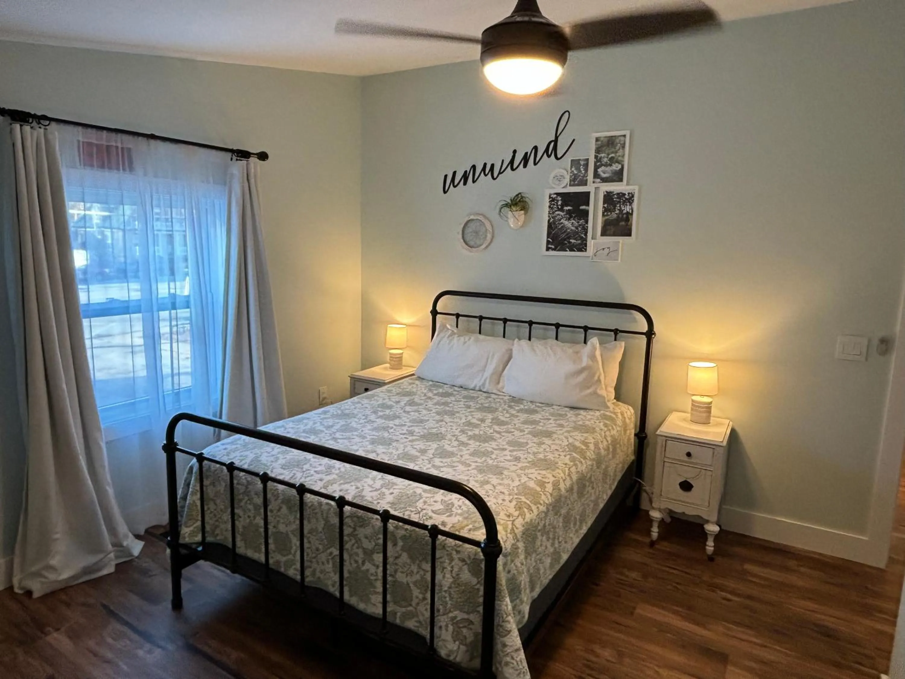 Bed in Hermann Crown Suites