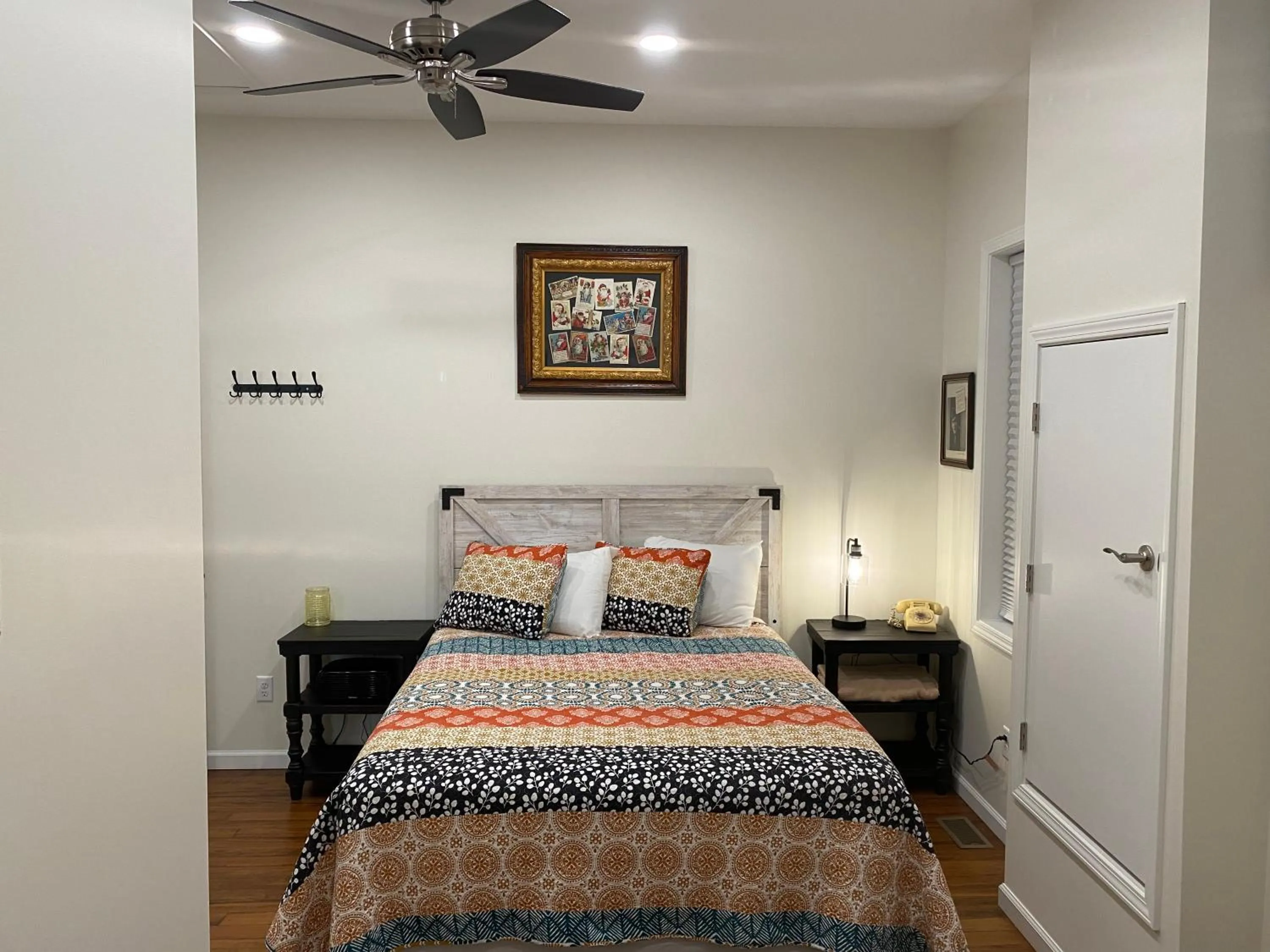 Bed in Hermann Crown Suites