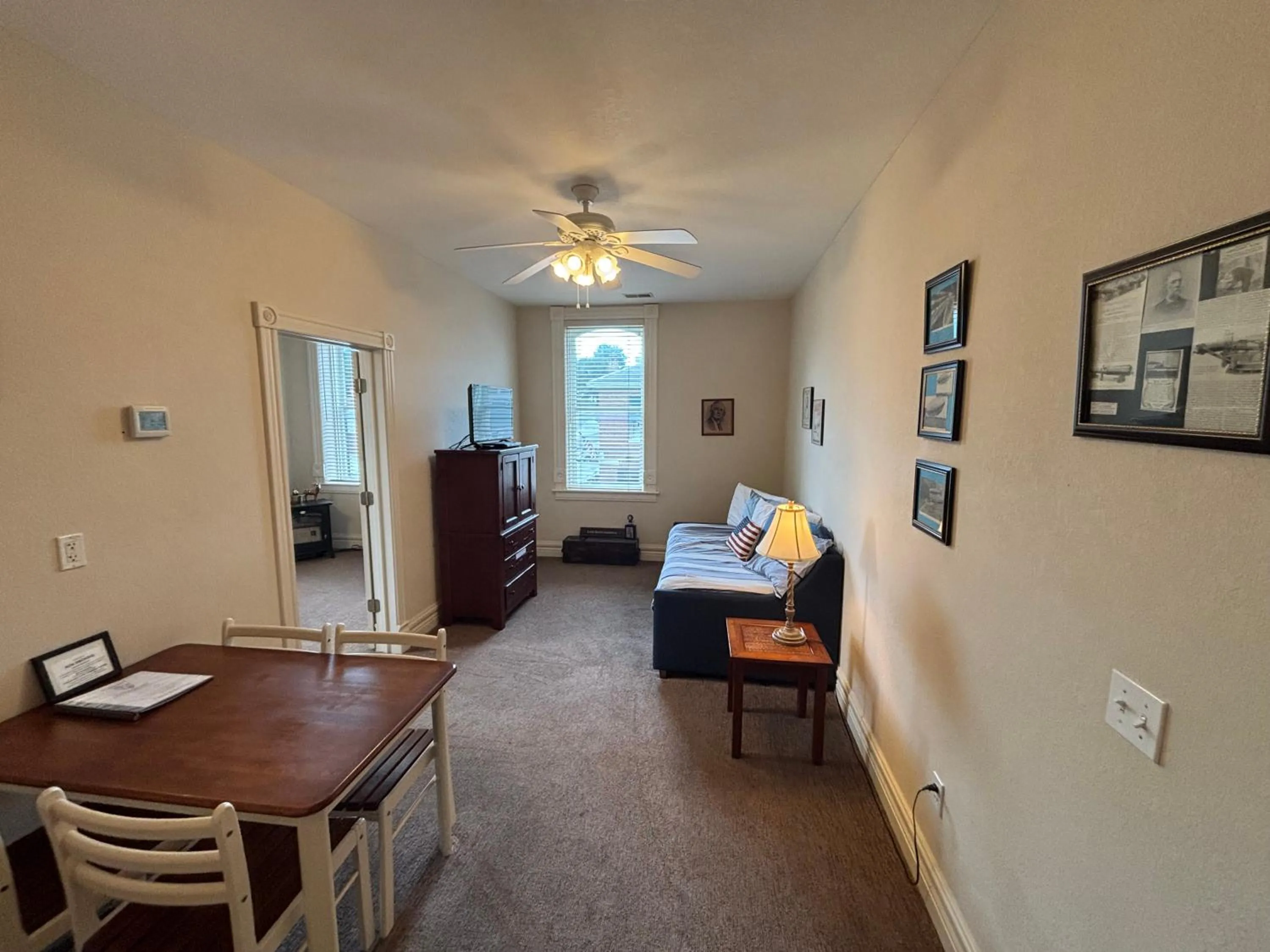 Living room in Hermann Crown Suites