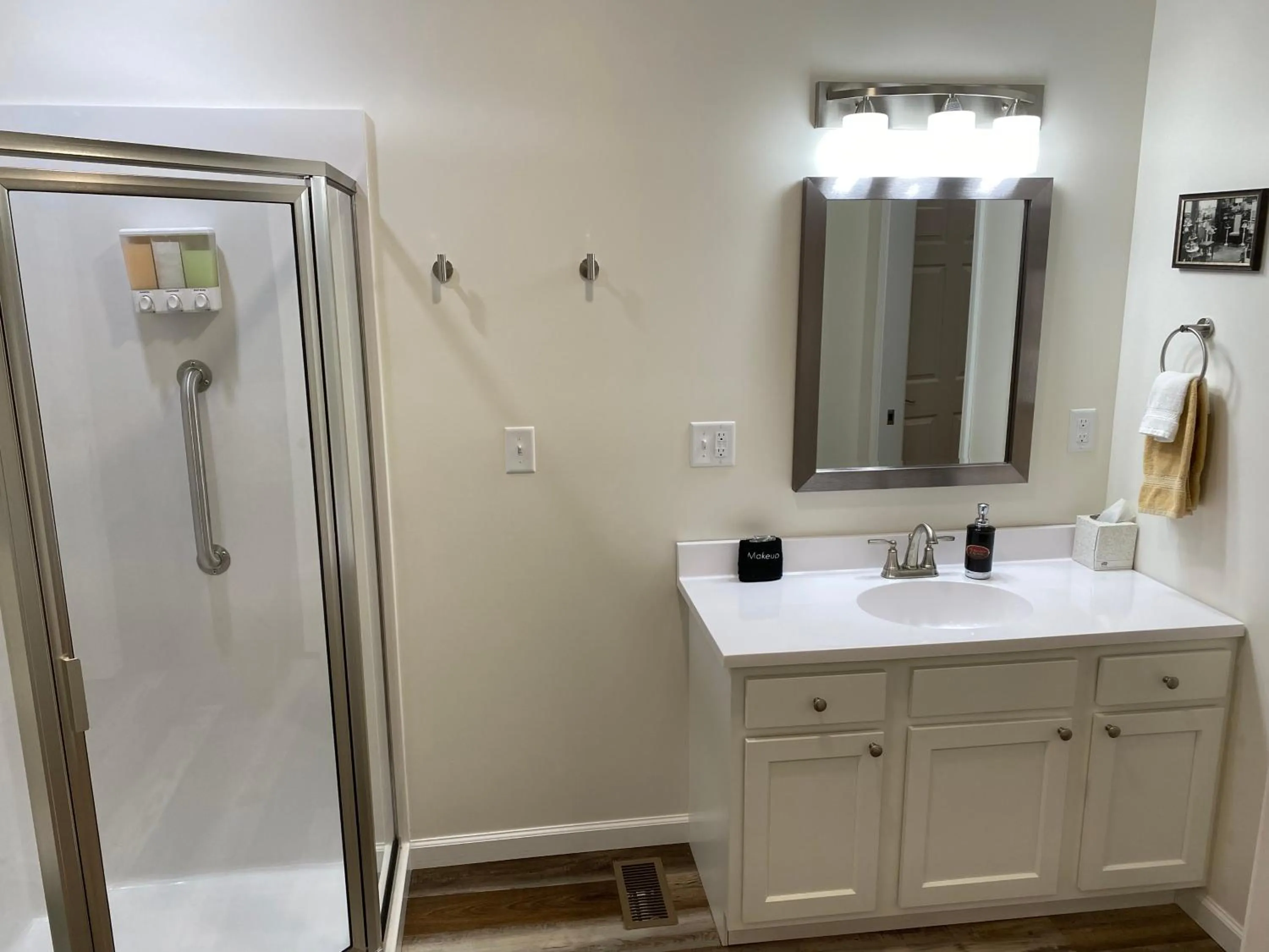 Hermann Crown Suites