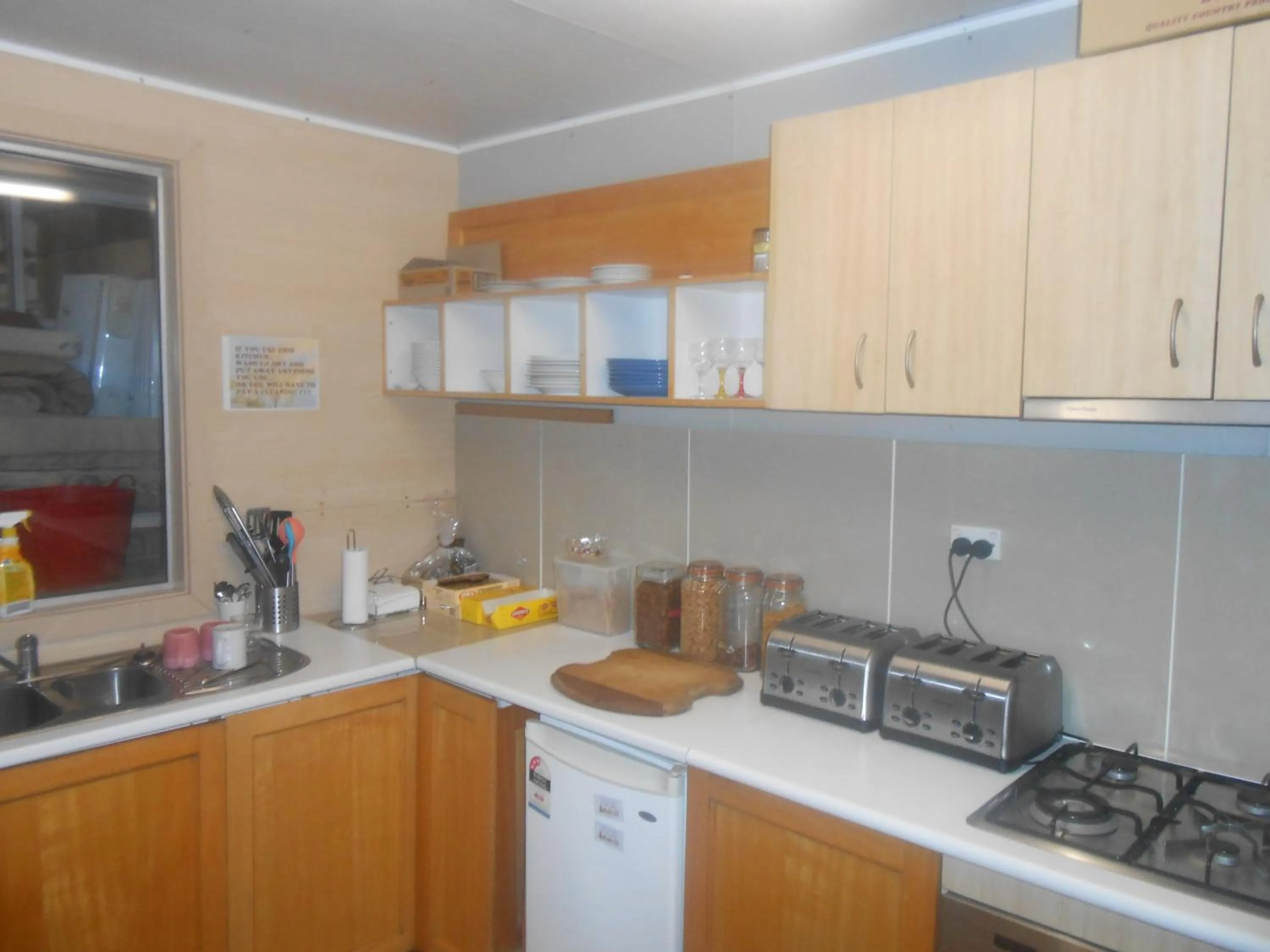 Continental breakfast in Mount View Motel