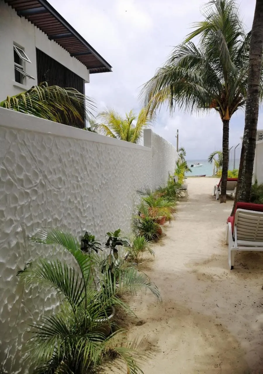 Beach in Easy Stay Residence