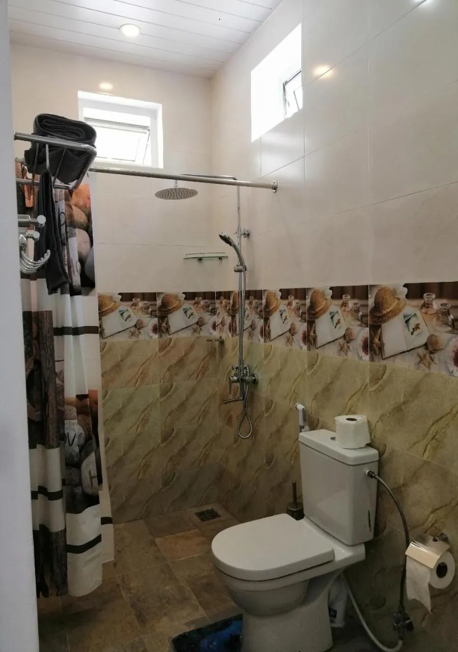 Shower in Easy Stay Residence