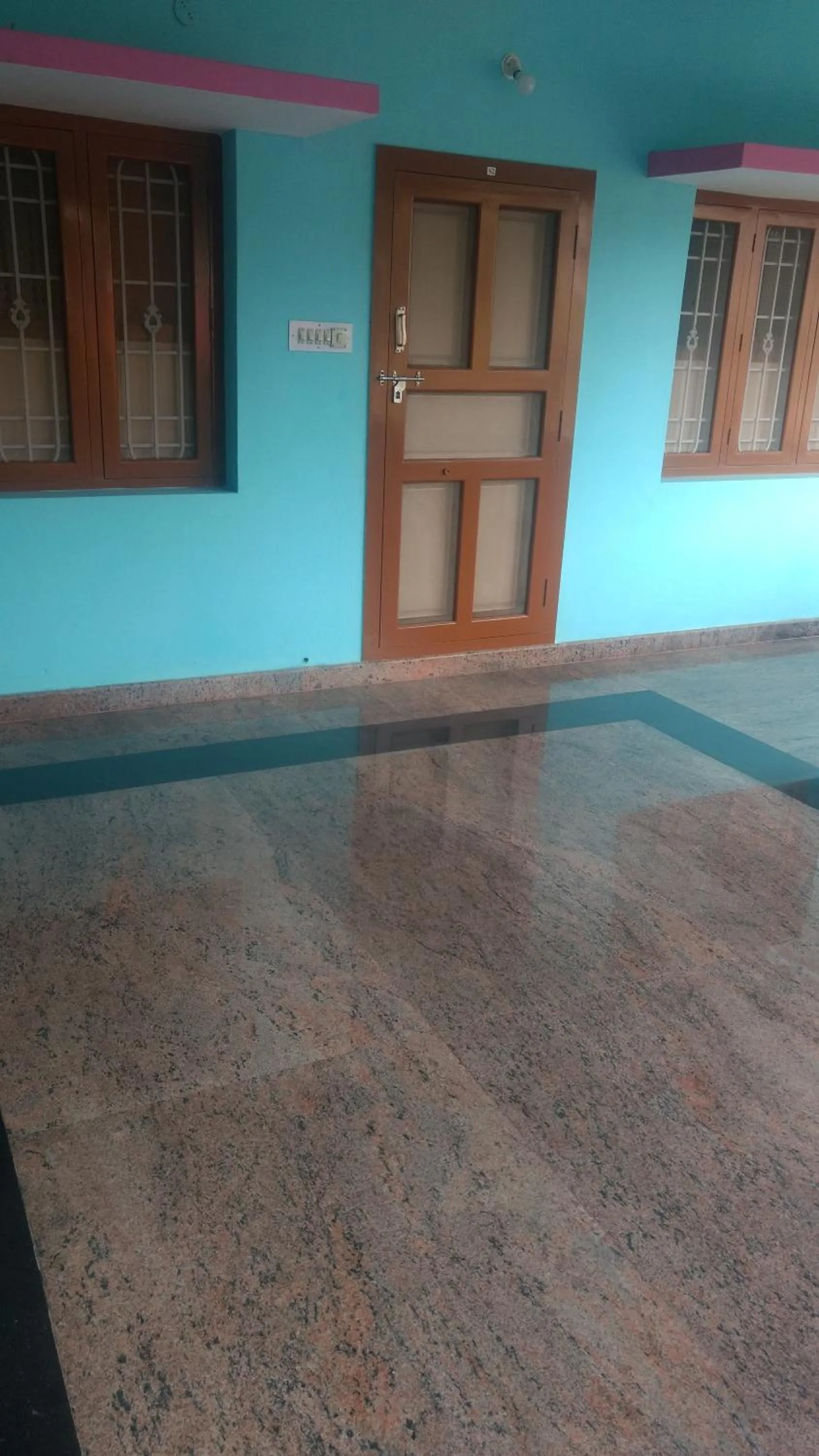 Area and facilities in Vijaya Guest House