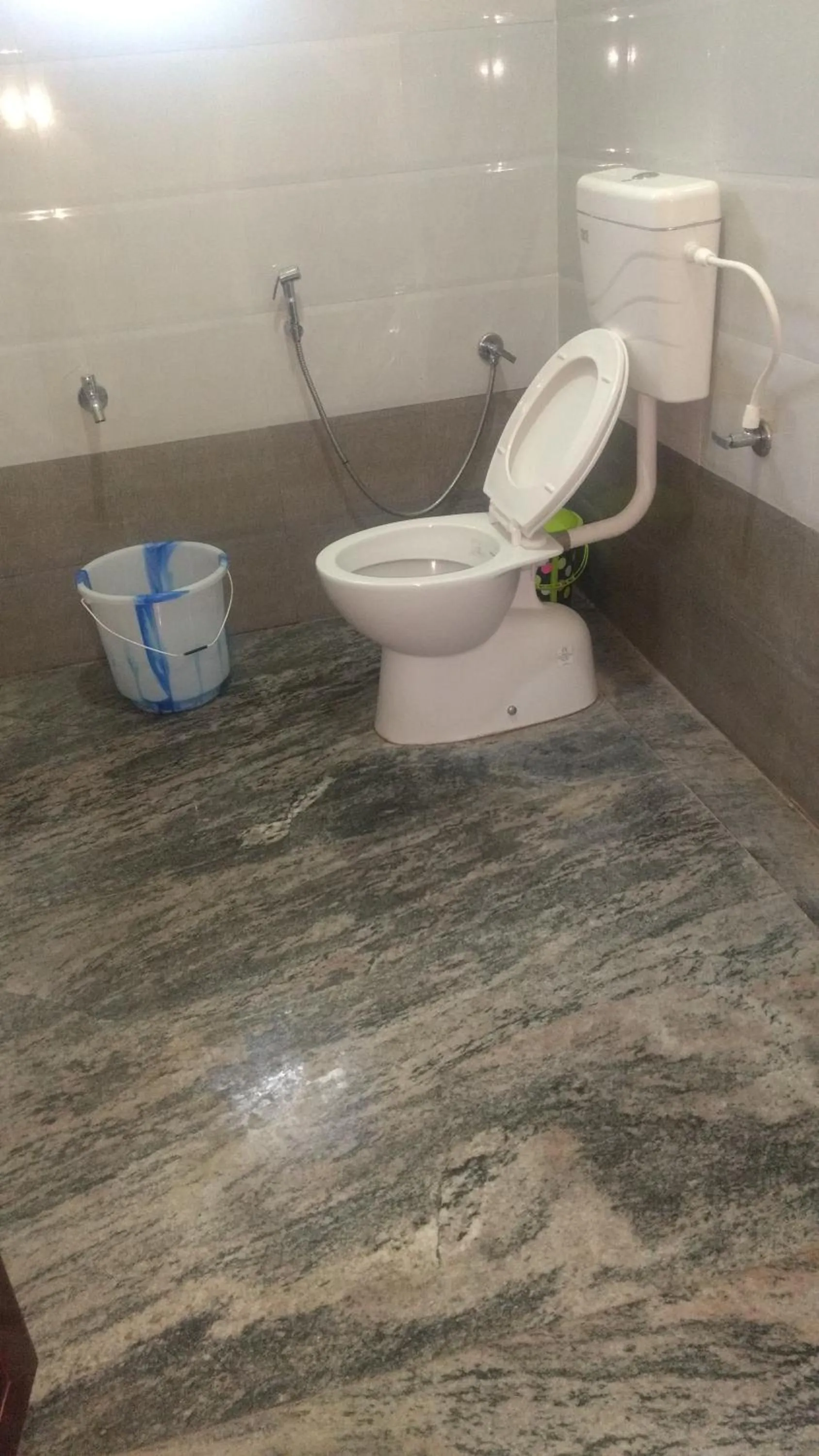 Bathroom in Vijaya Guest House