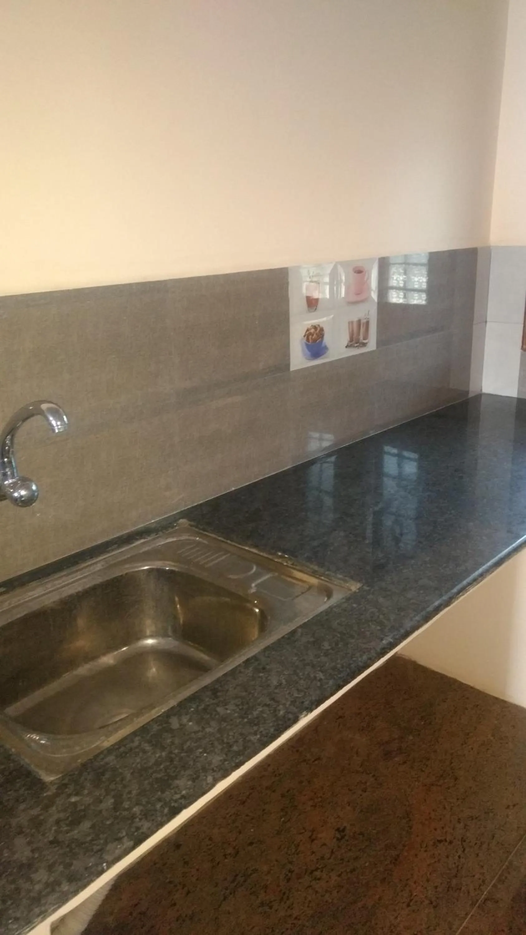 Area and facilities in Vijaya Guest House