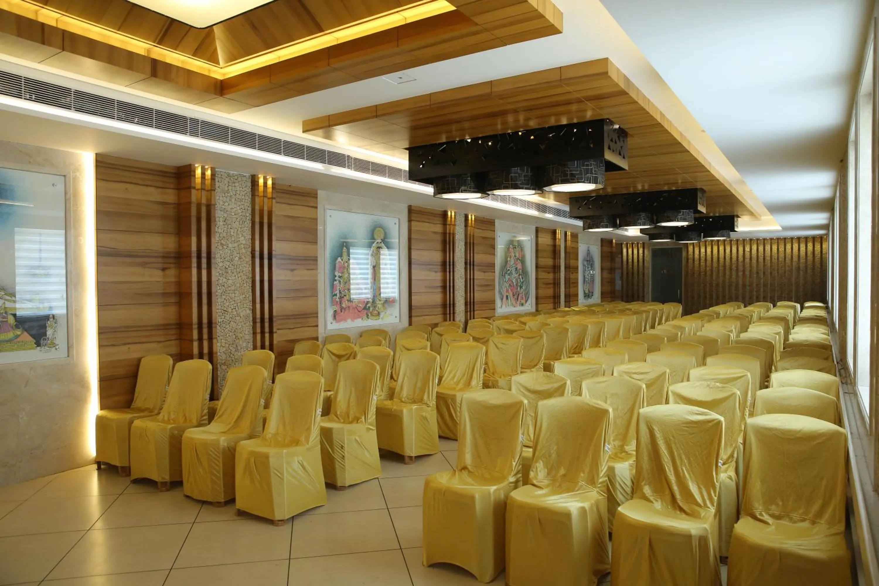 Business facilities in KVM Hotels Srirangam