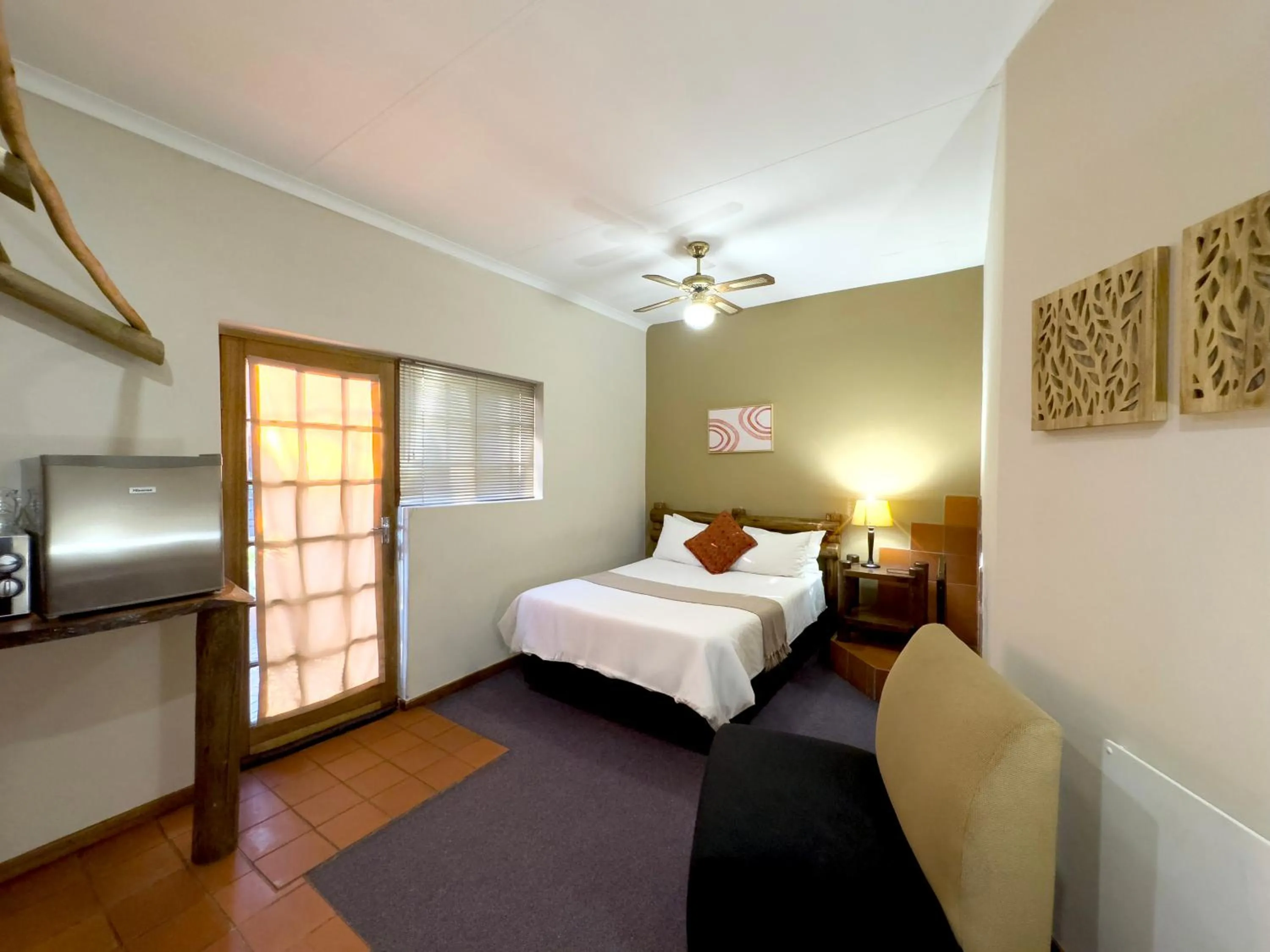 Bedroom, Bed in Centurion Guest House and Lodge