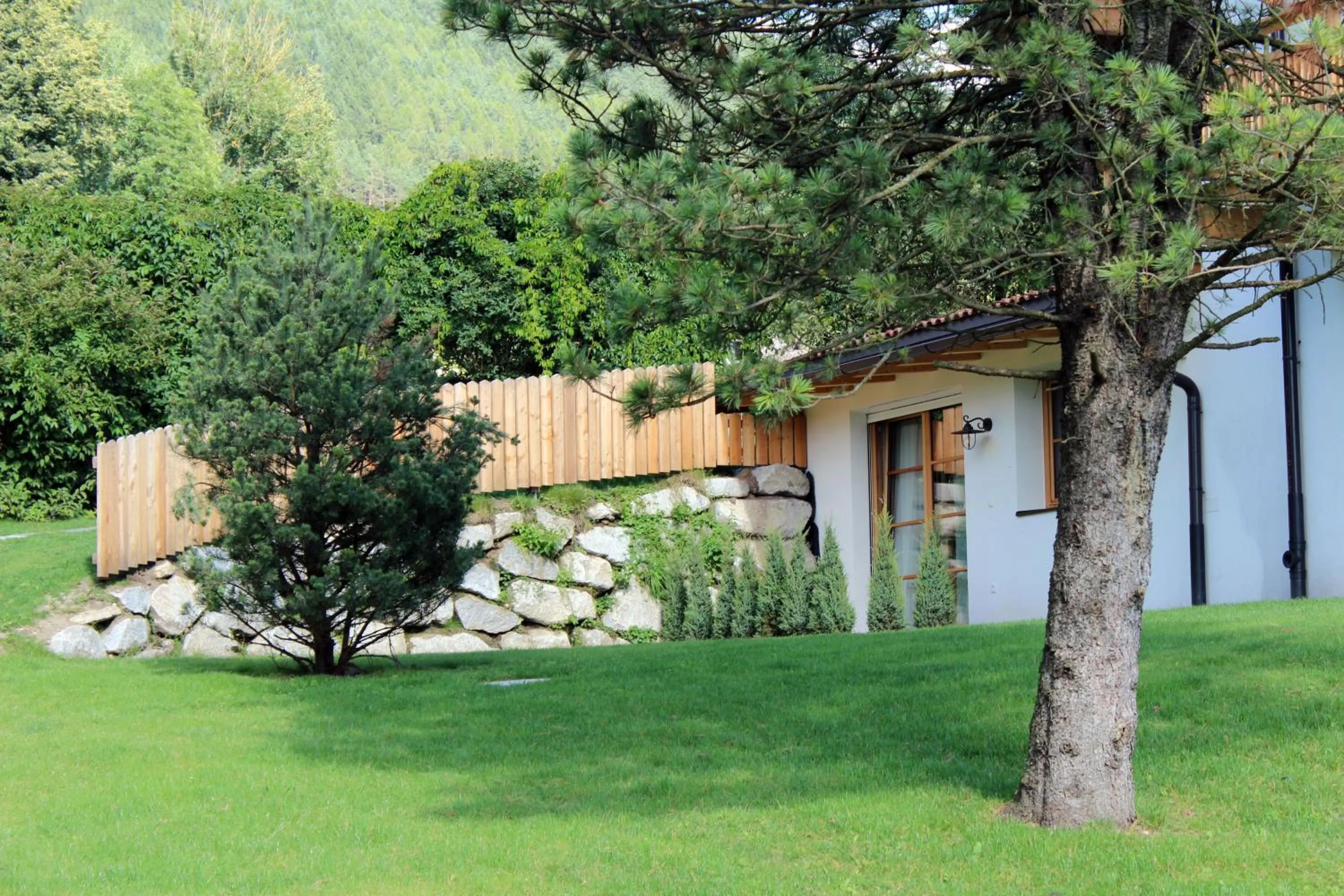 Garden in Apartments Im Winkl