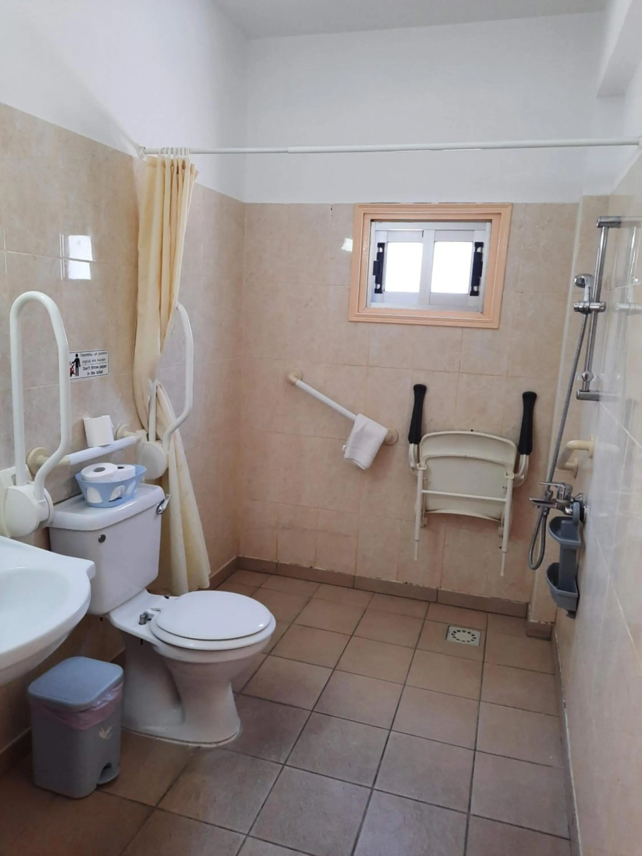 Facility for disabled guests in C & A Hotel Apartments