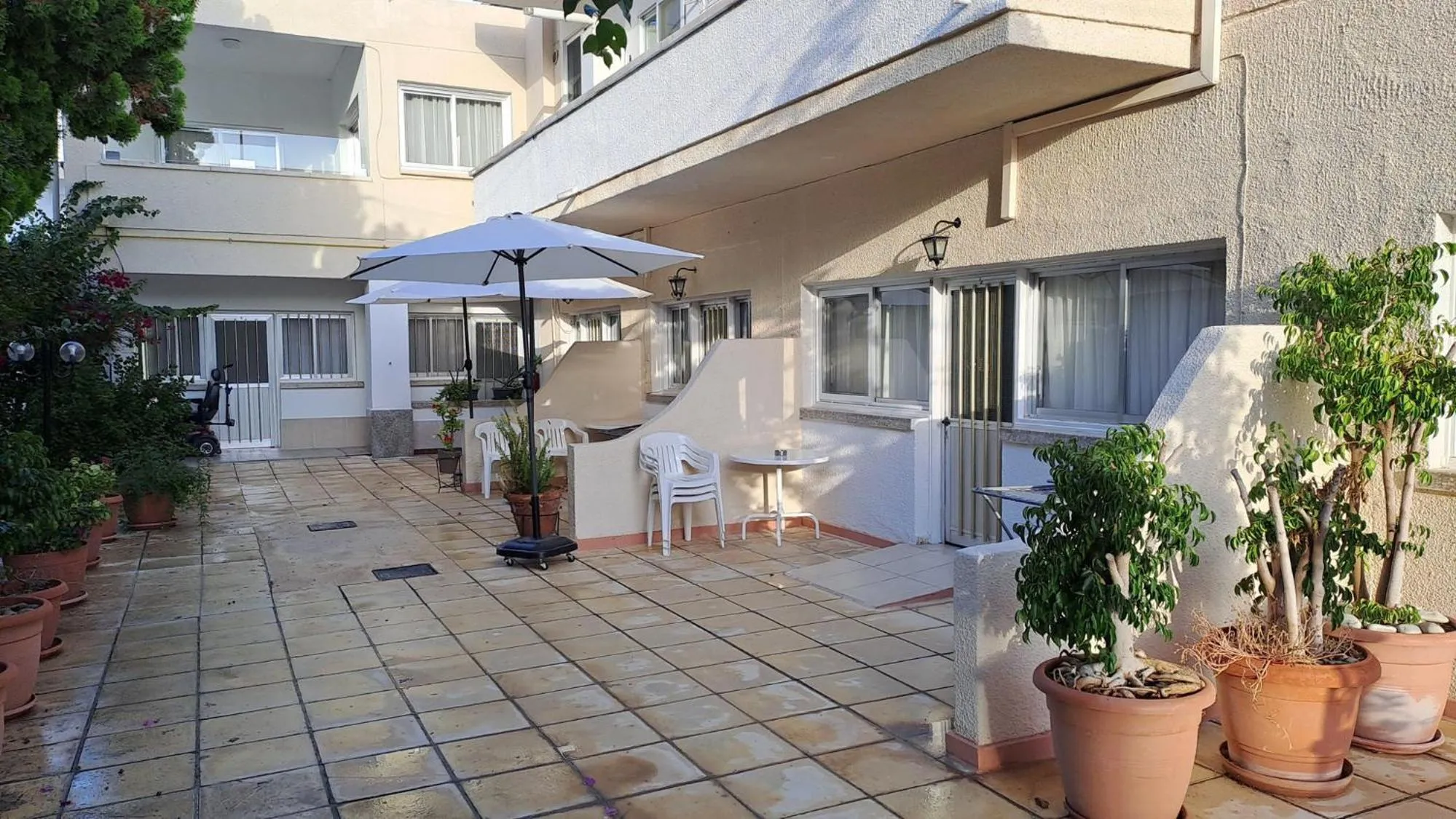 Balcony/Terrace in C & A Hotel Apartments