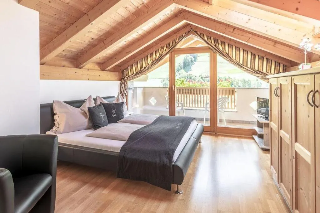 Bedroom, Bed in XL Appartements Steinhaus