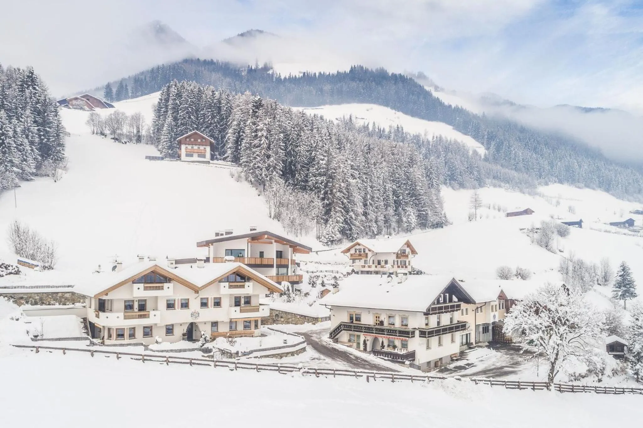 Facade/entrance in XL Appartements Steinhaus