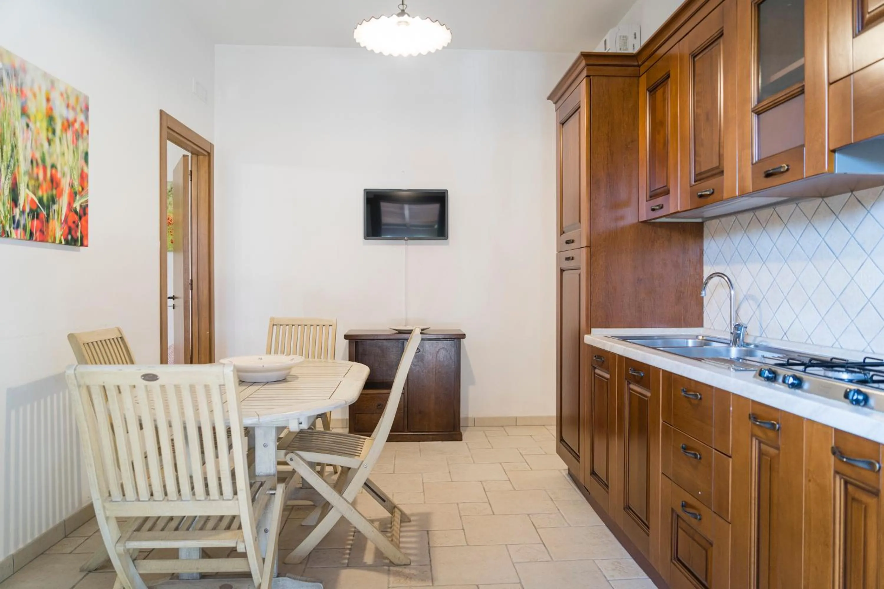 Kitchen or kitchenette in Agriturismo Scalelle