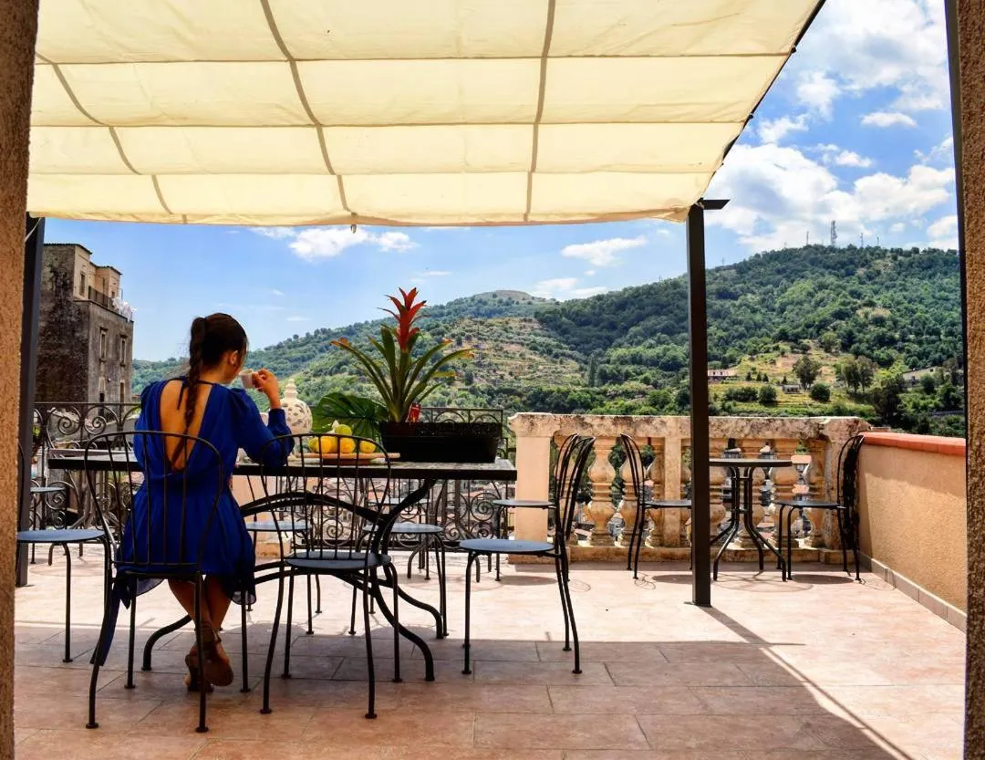 Cento Tari' Guest House