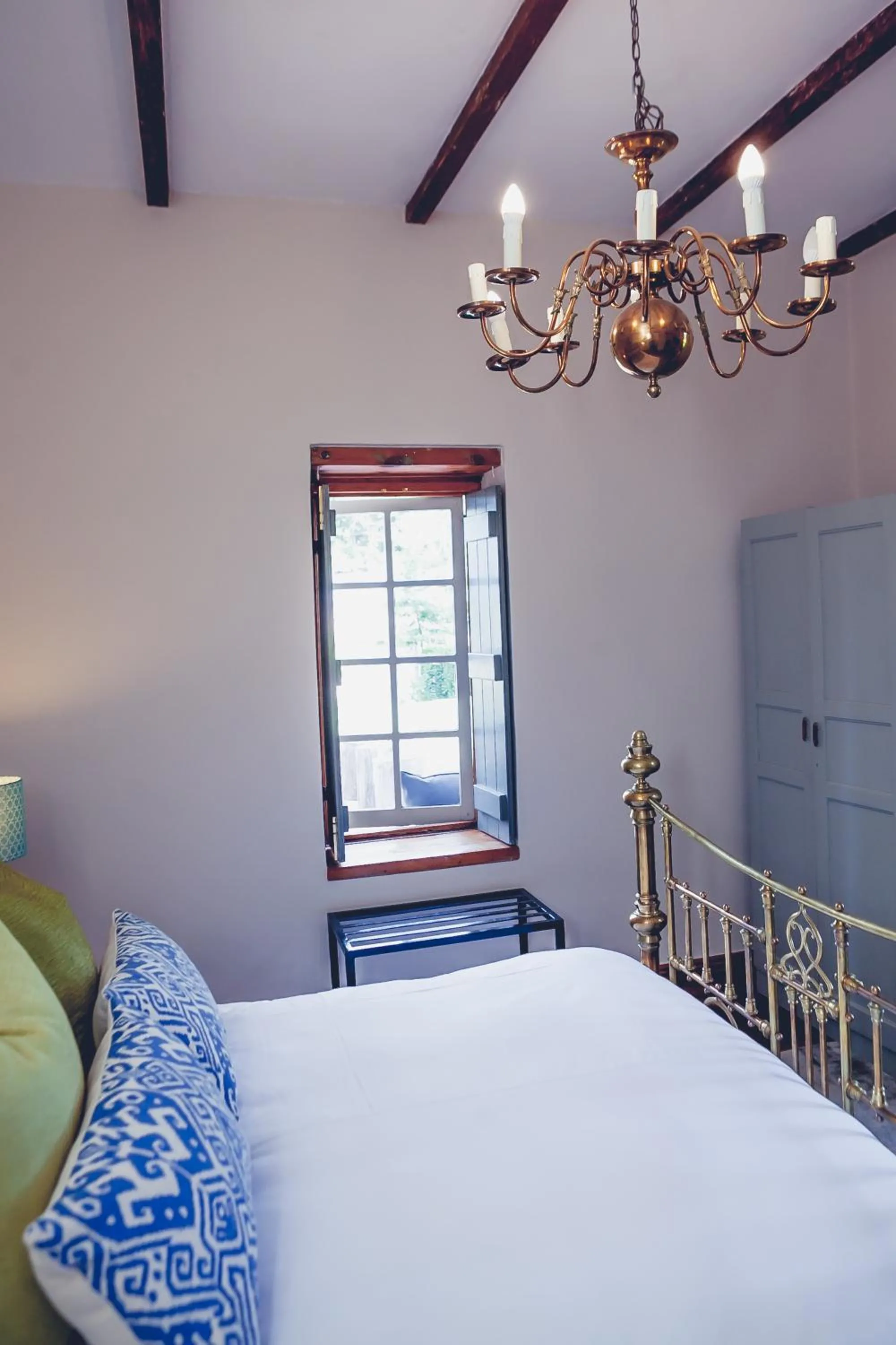 Bedroom, Bed in Station House Simondium