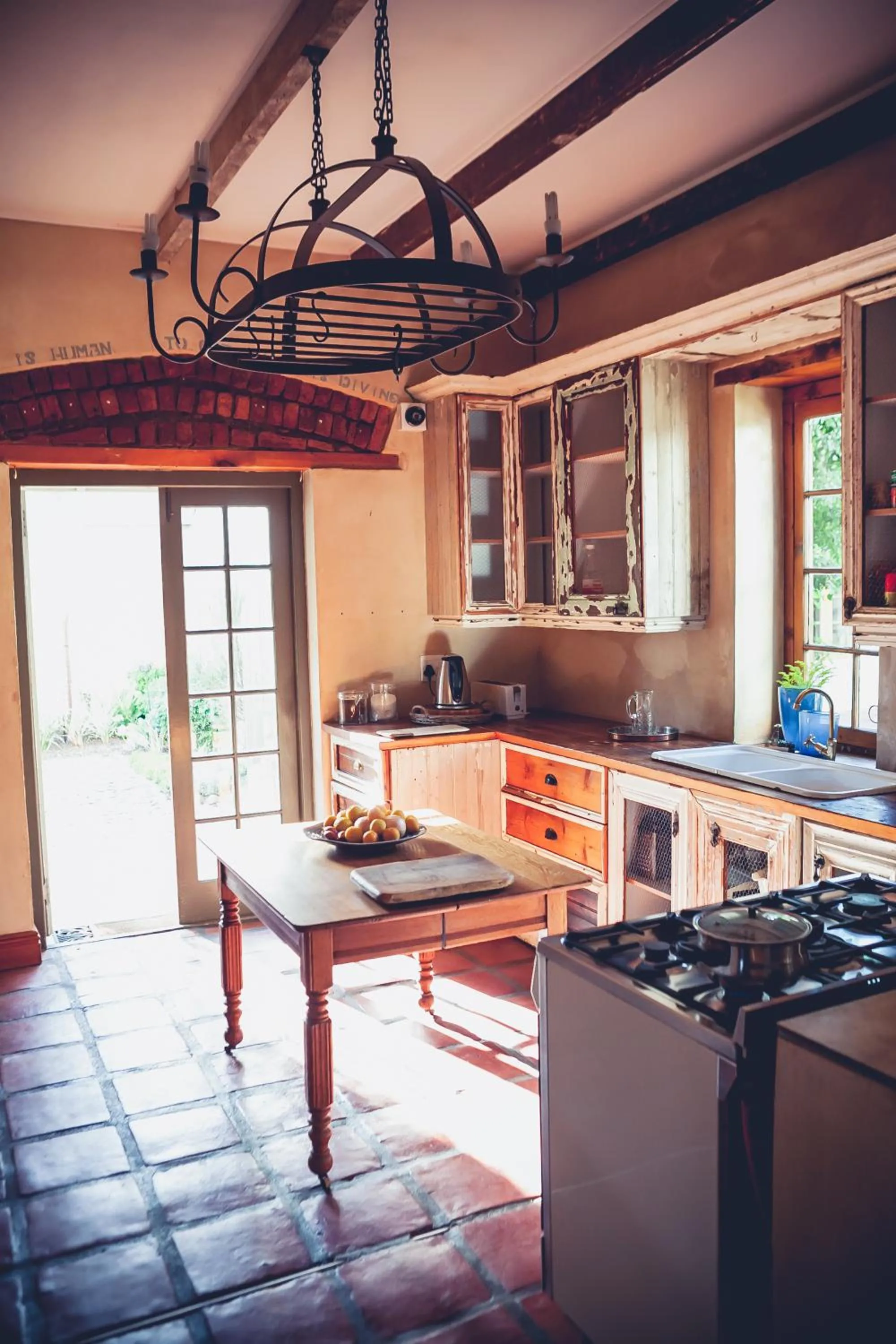 Communal kitchen in Station House Simondium