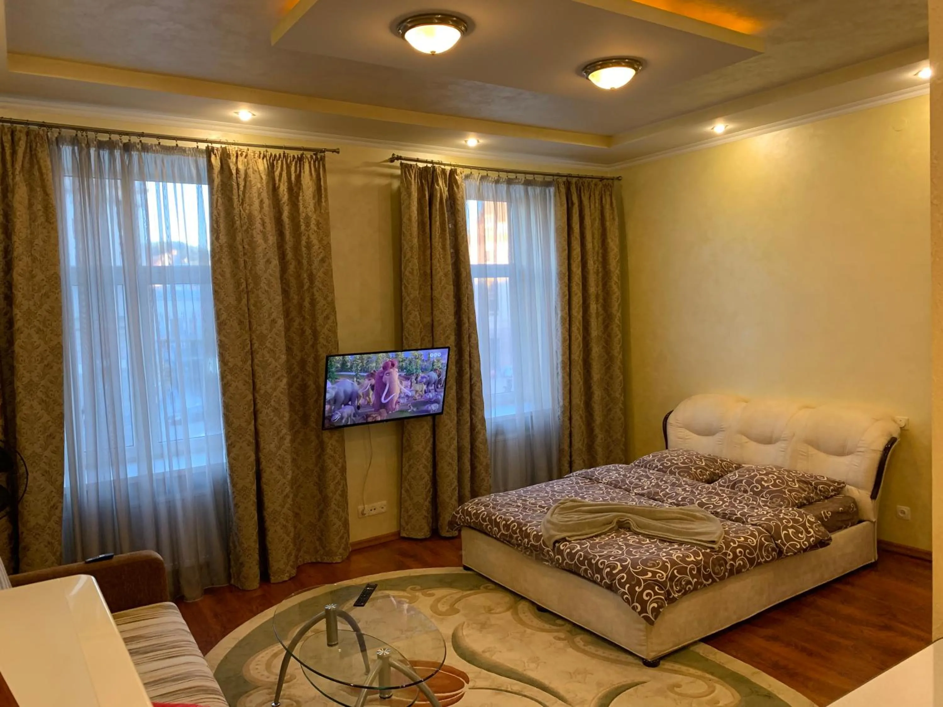 Bed in Apartment Miskevycha