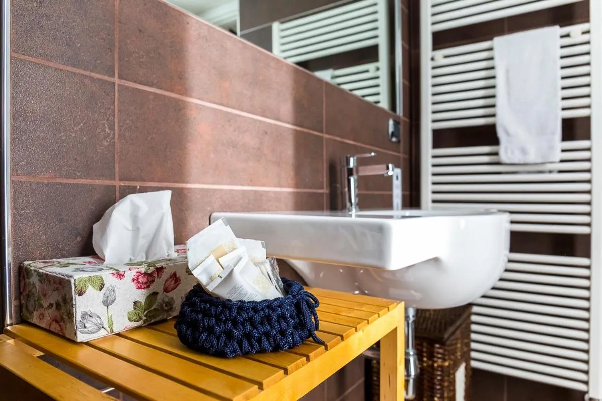 Bathroom in Affittacamere Polvara Trentuno