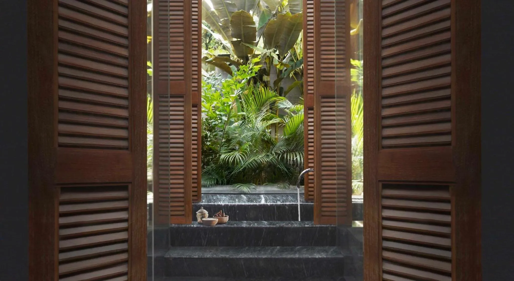 Photo of the whole room in Hotel Indigo Bali Seminyak Beach by IHG